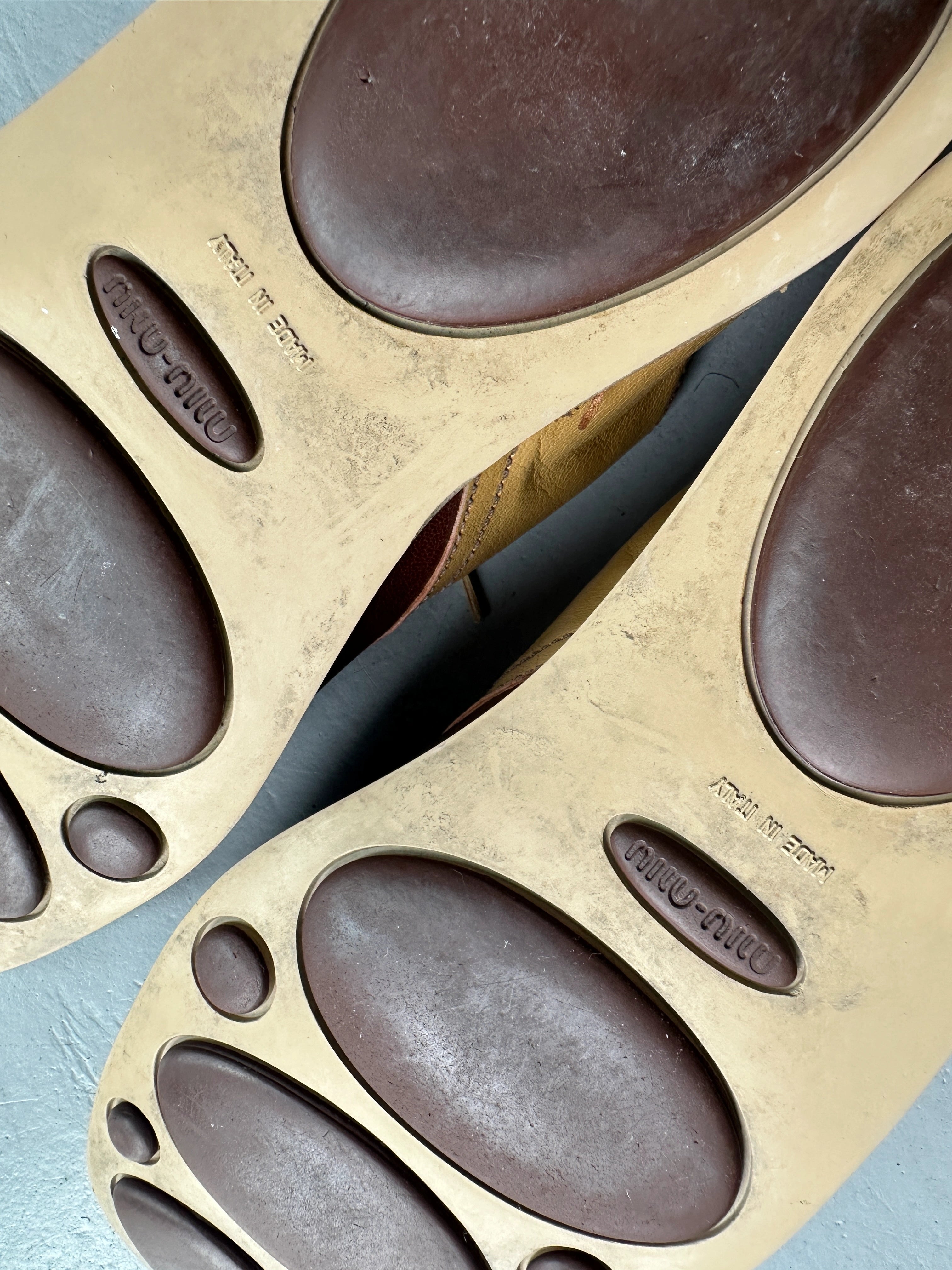 MIU MIU - F/W 1999 BUBBLE SOLE LACE UP OXFORD LEATHER SHOES