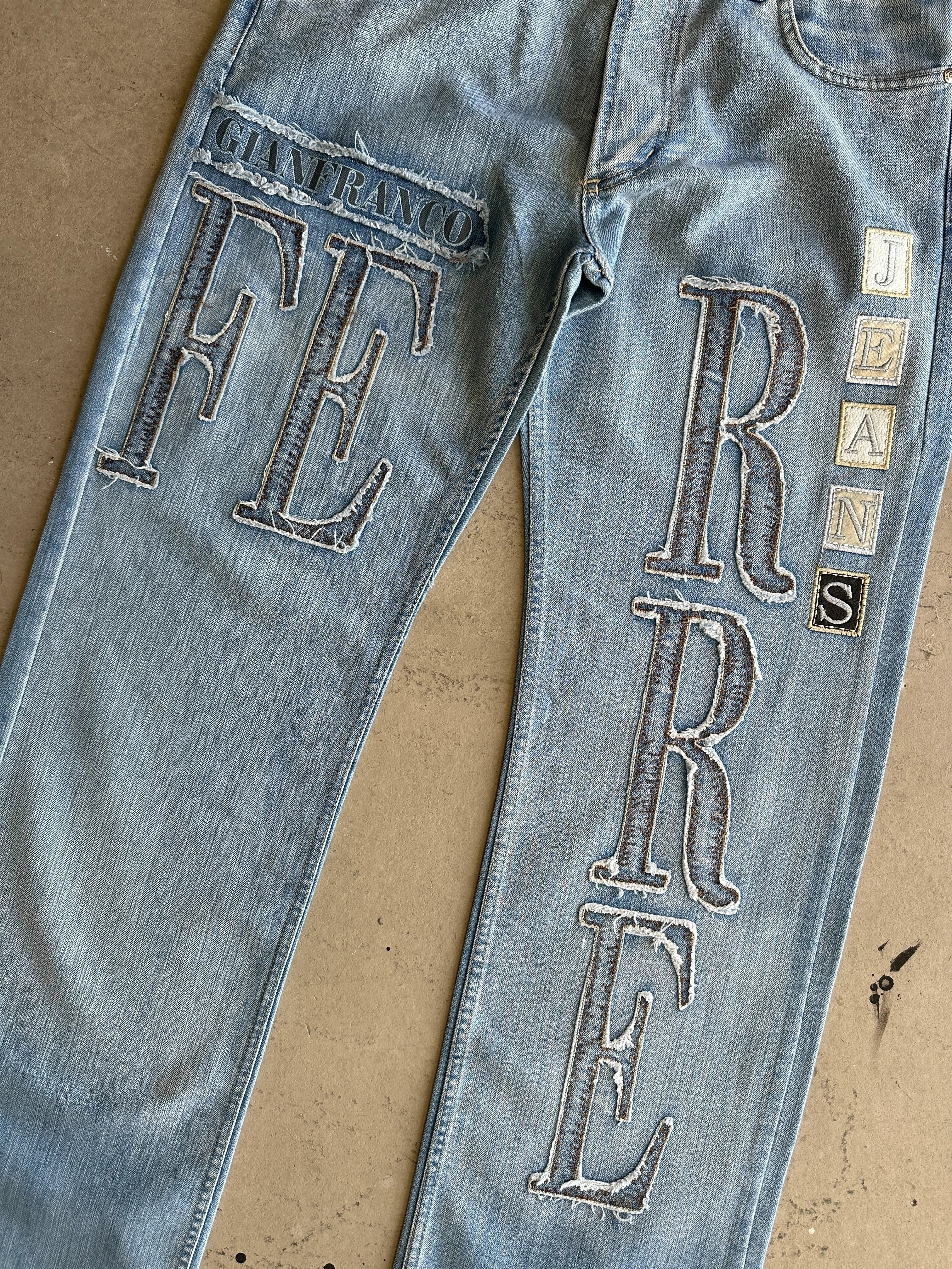 GIANFRANCO FERRE- 1990s RELAXED FIT JEANS