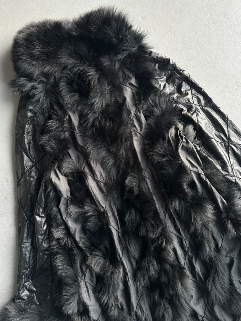 KANSAI YAMAMOTO IMPACT - 1990s REVERSIBLE QUILTED COAT WITH FOX FUR DETAILS