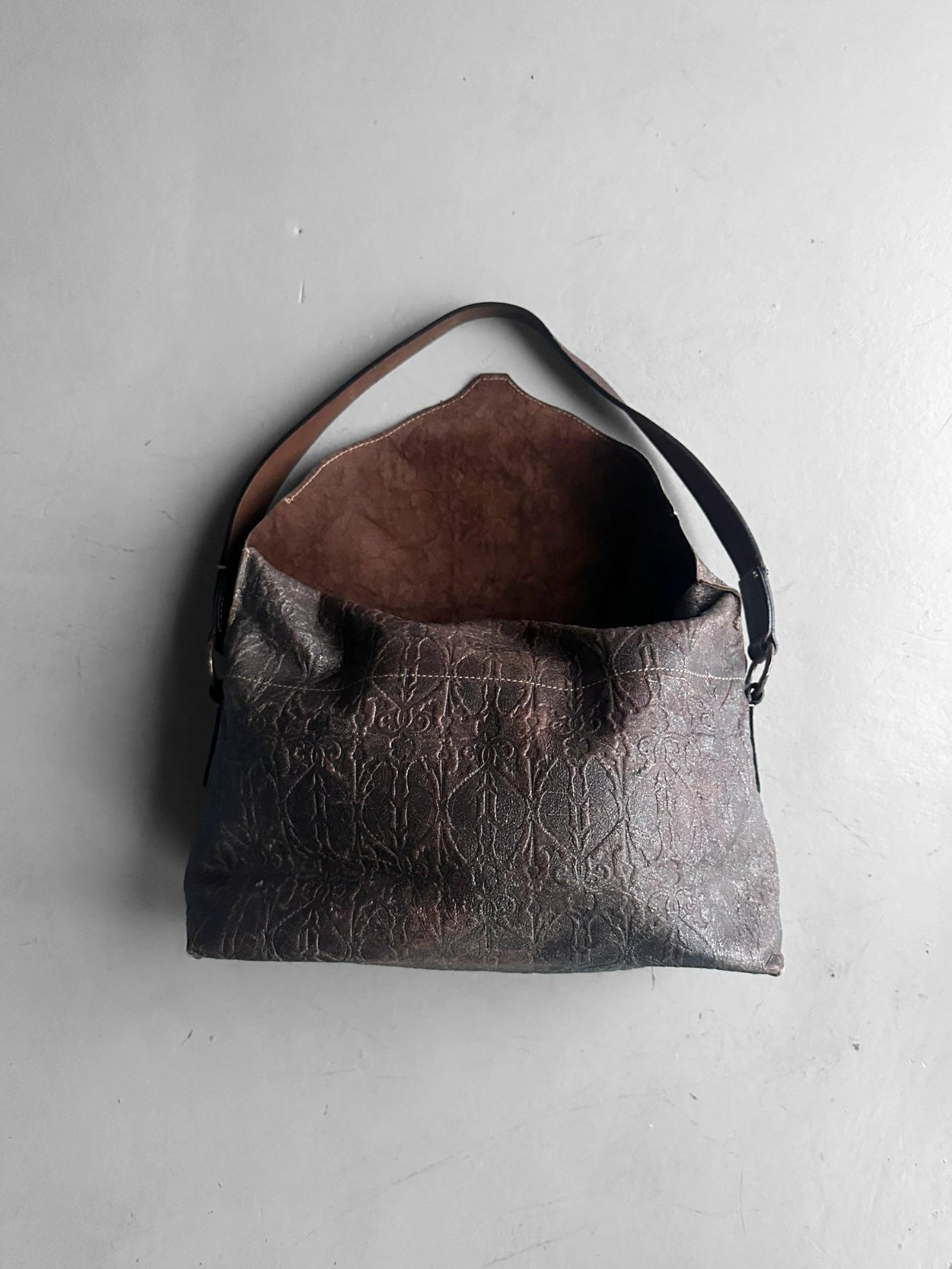 ROBERTO CAVALLI  - early 2000s EMBOSSED LEATHER SLOUCHY SHOULDER BAG