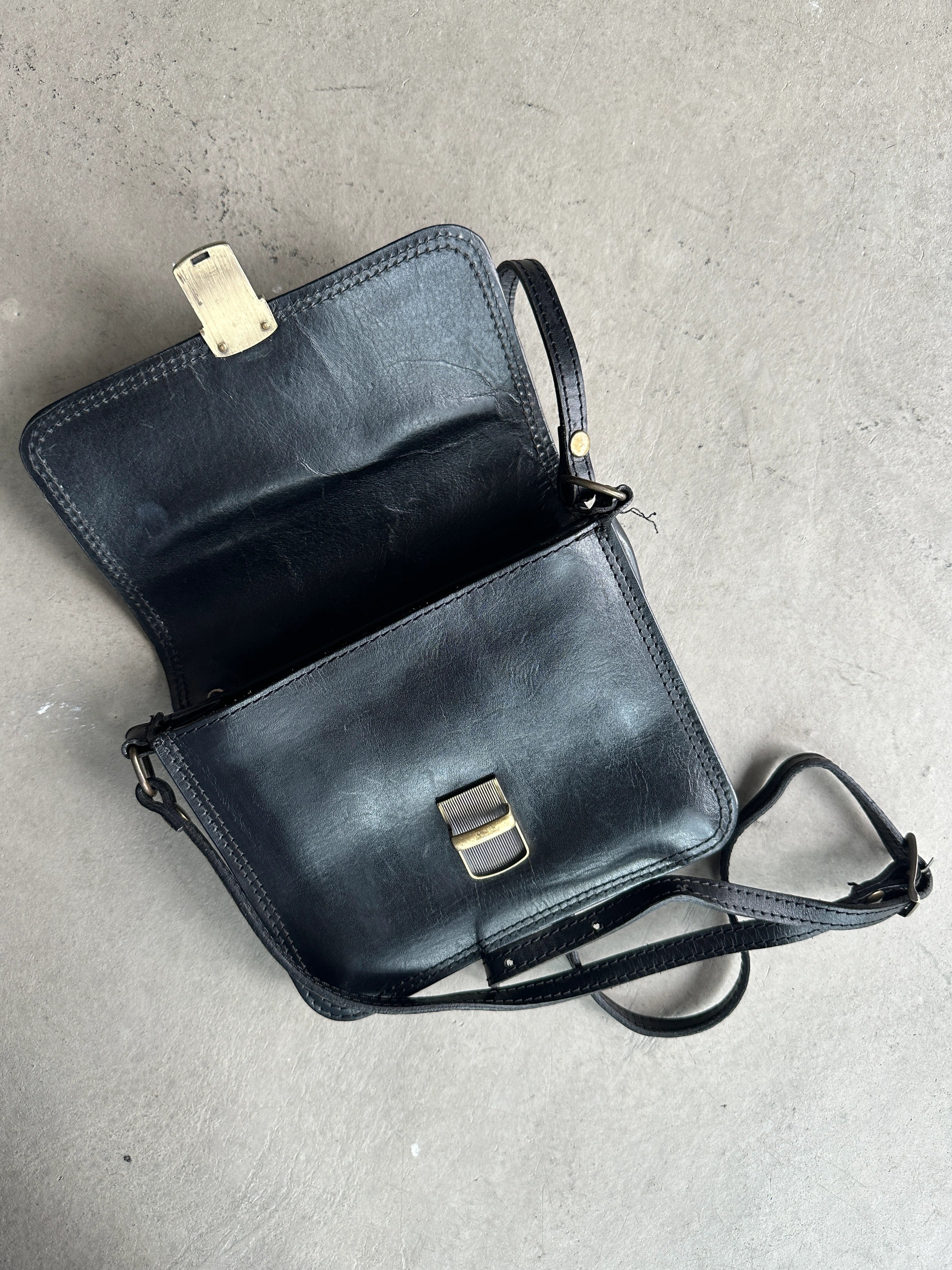 1970s LEATHER MESSENGER BAG