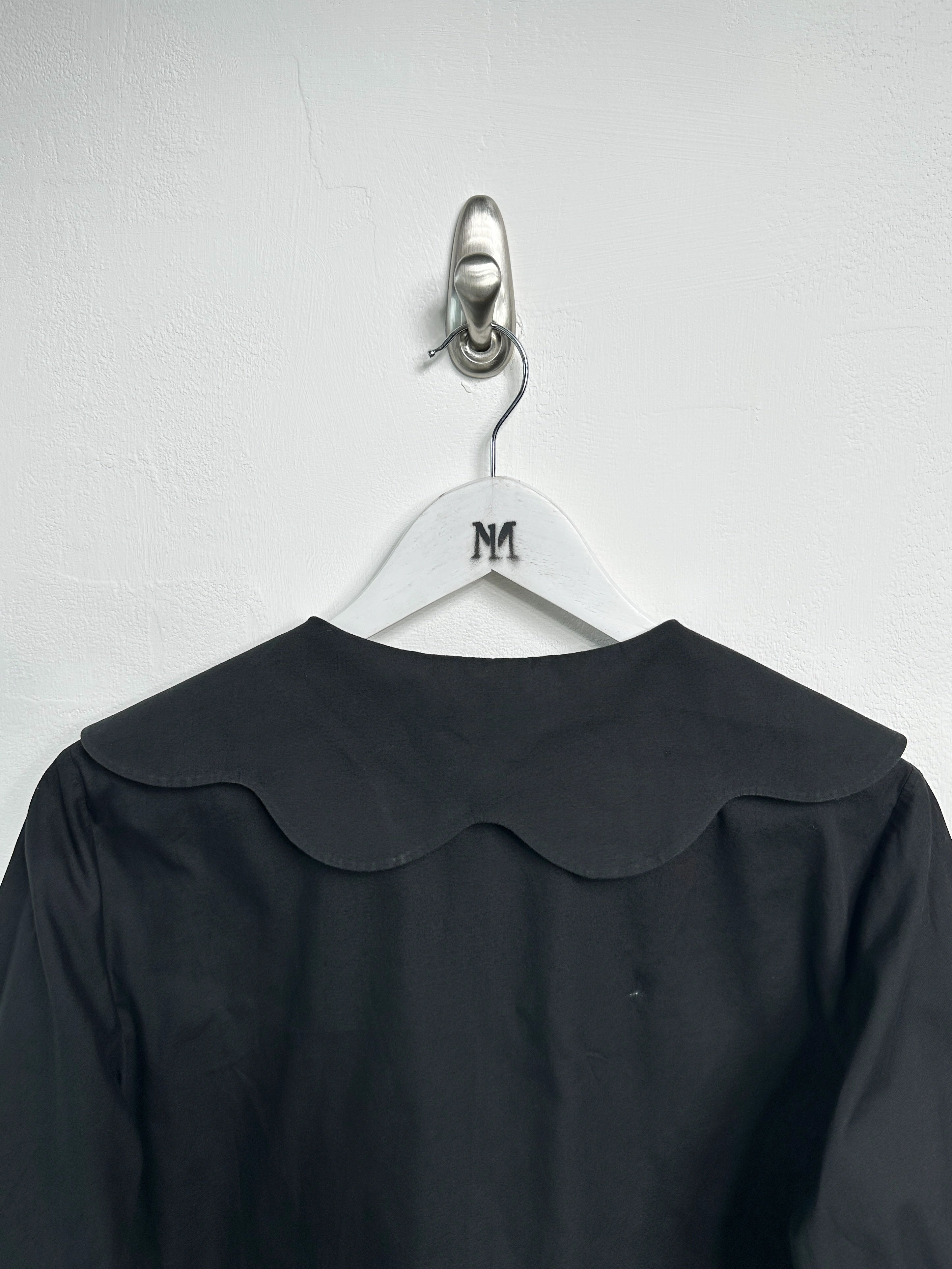 COMME DES GARÇONS - A/W 2020 BOXY FIT BUTTONED BLOUSE WITH OVERSIZED PETER PAN COLLAR