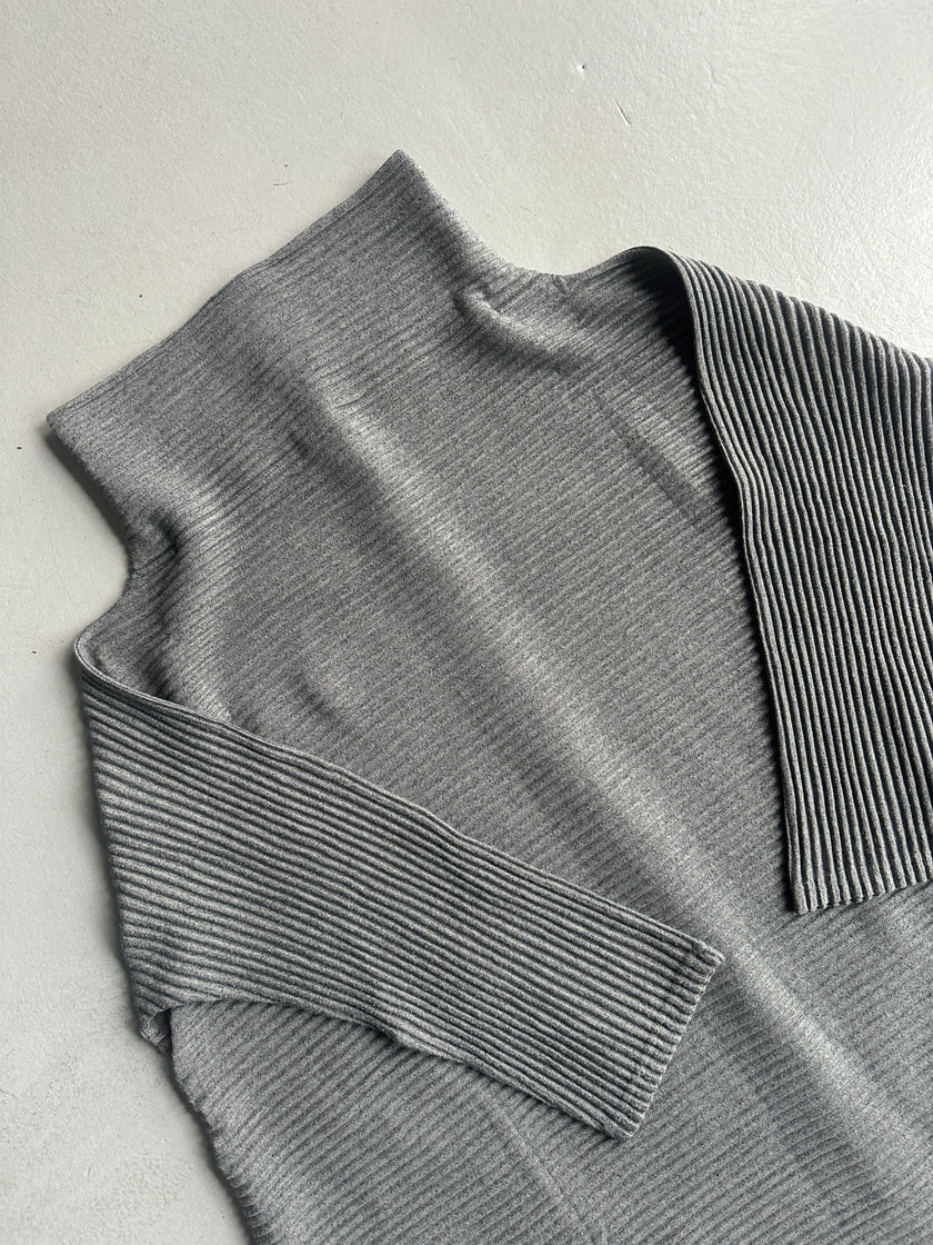 ISSEY MIYAKE - 2000s FUNNEL NECK PLEATED CARDIGAN