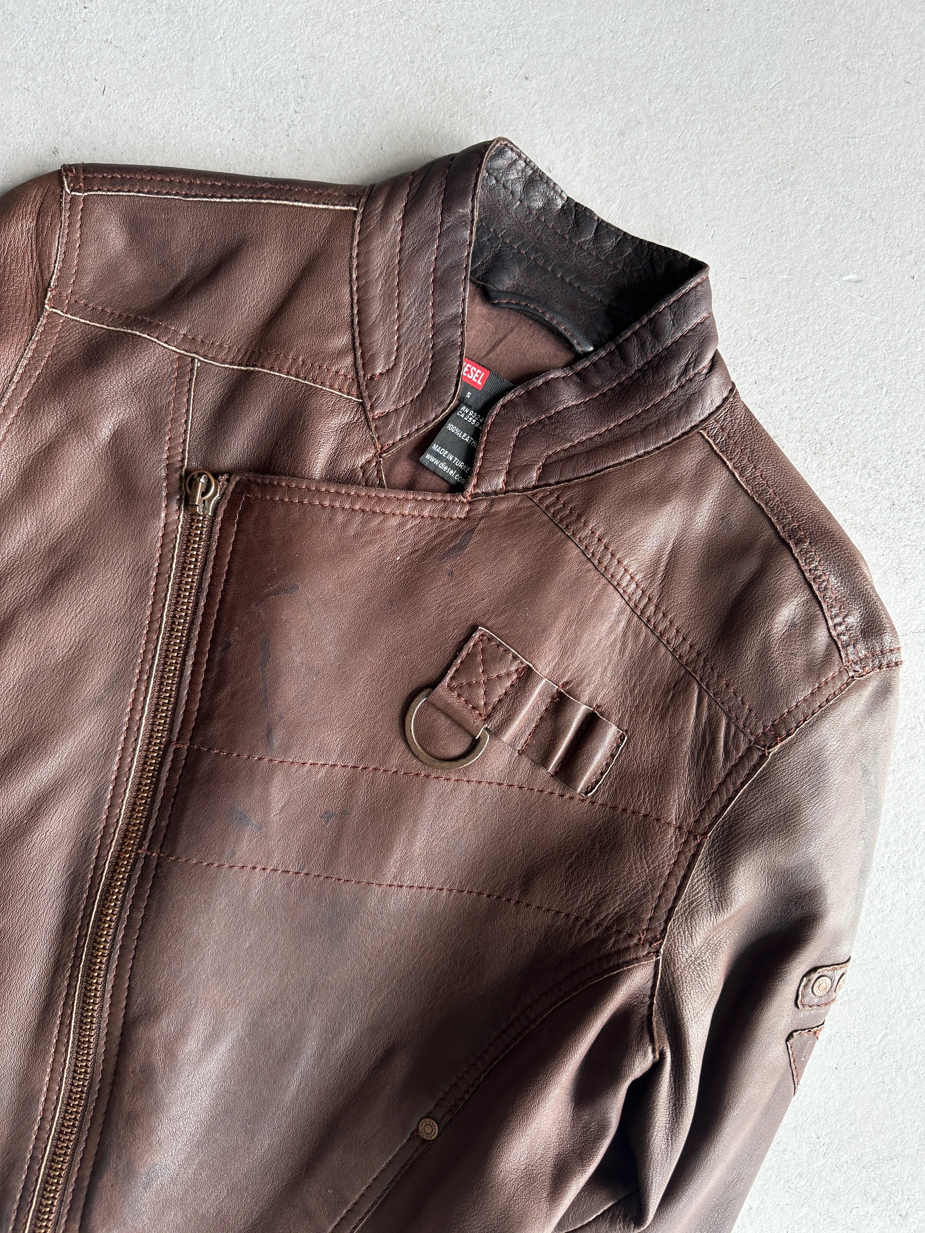 DIESEL - 2000s ASYMMETRICAL ZIP FRONT LEATHER BIKER JACKET