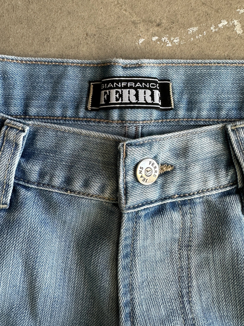 GIANFRANCO FERRE- 1990s RELAXED FIT JEANS