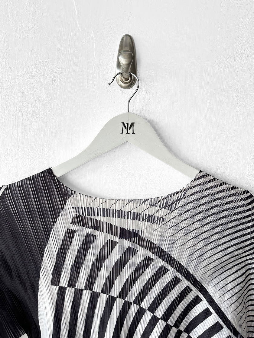 ISSEY MIYAKE - S/S 2015 GEOMETRIC PRINT LONG SLEEVE TOP