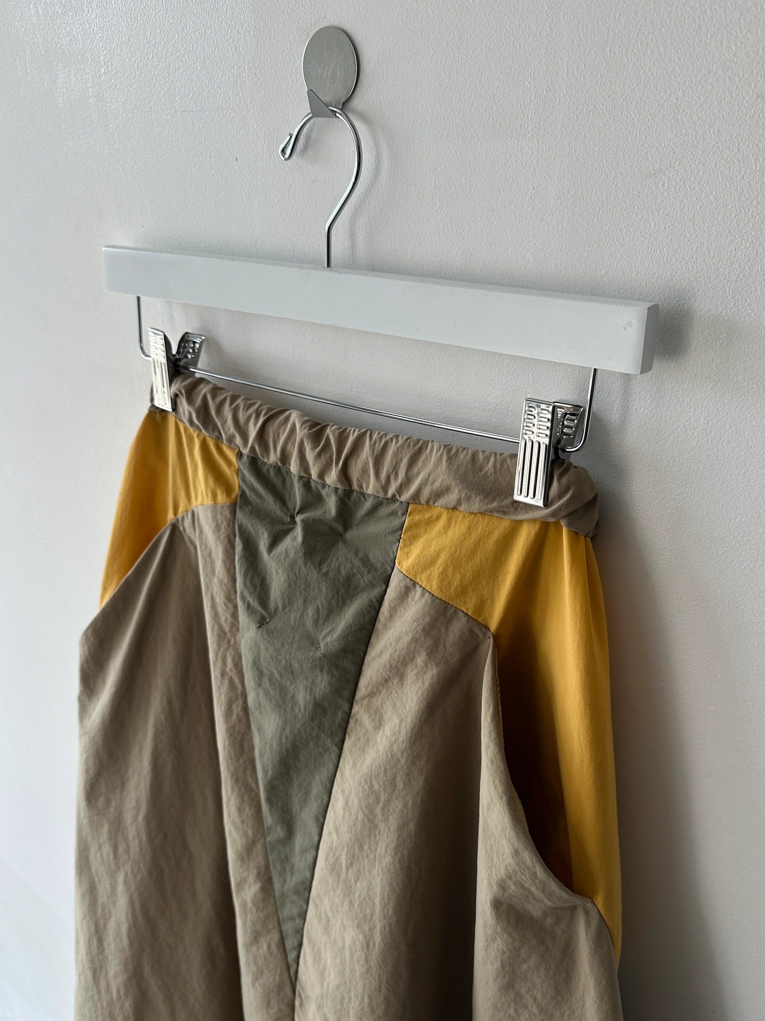 JAPANESE LABEL 2000s COLOUR BLOCK NYLON SKIRT