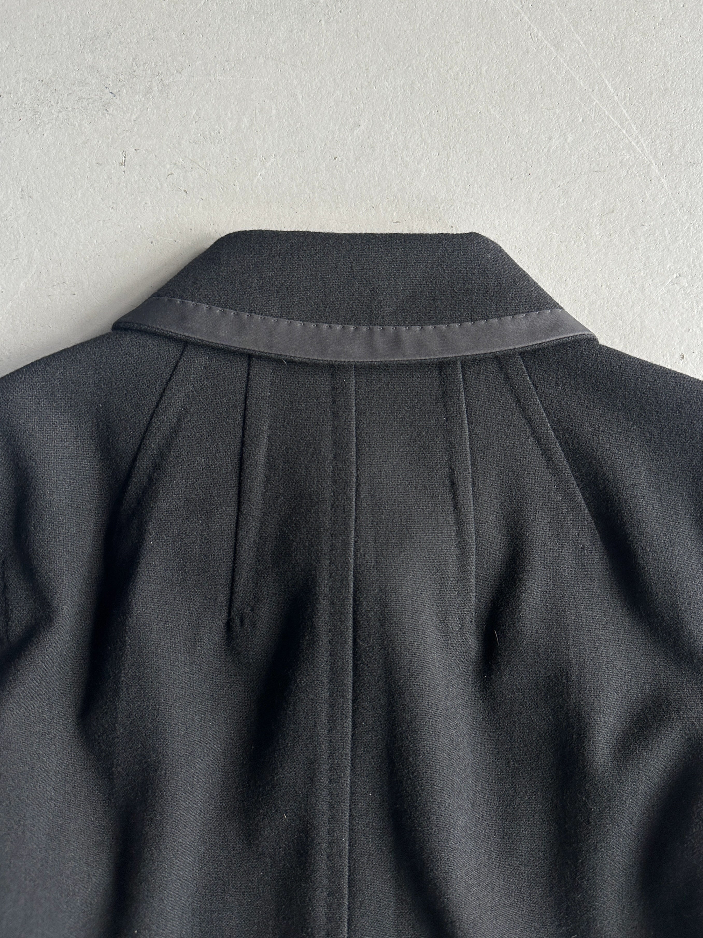 LOUIS VUITTON by MARC JACOBS - A/W 2004 CROP FIT WOOL BLAZER WITH LEAF BUTTONS DETAIL