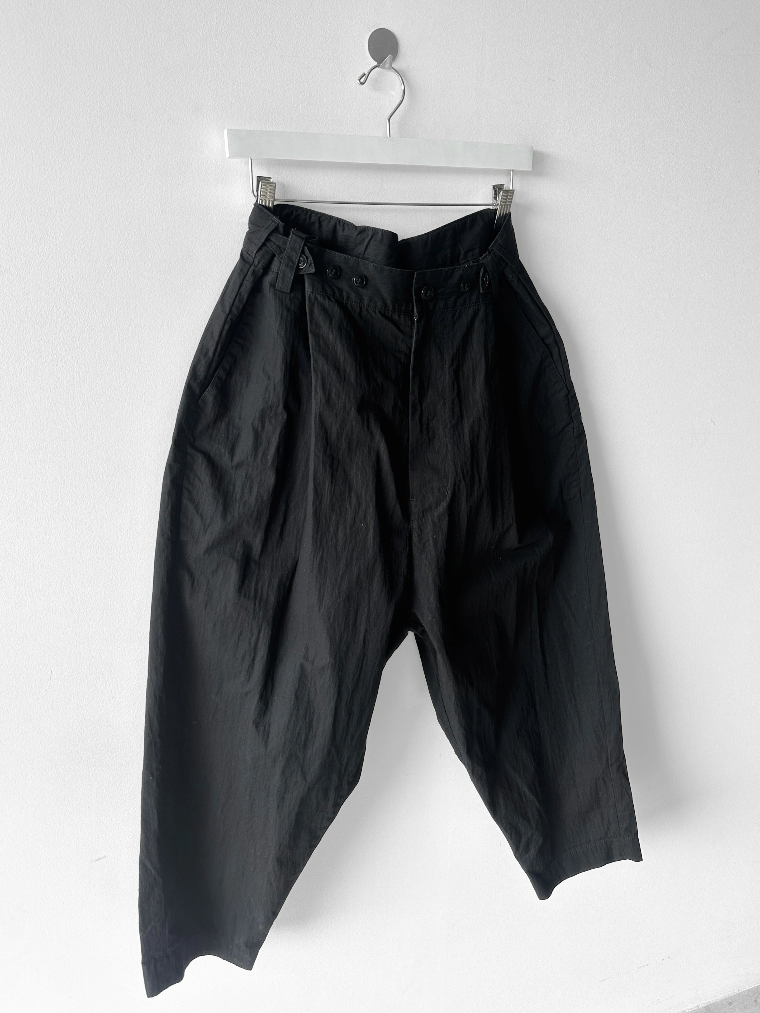 YOHJI YAMAMOTO Y'S - early 2000s MULTI BUTTON WAISTBAND CURVED TROUSERS