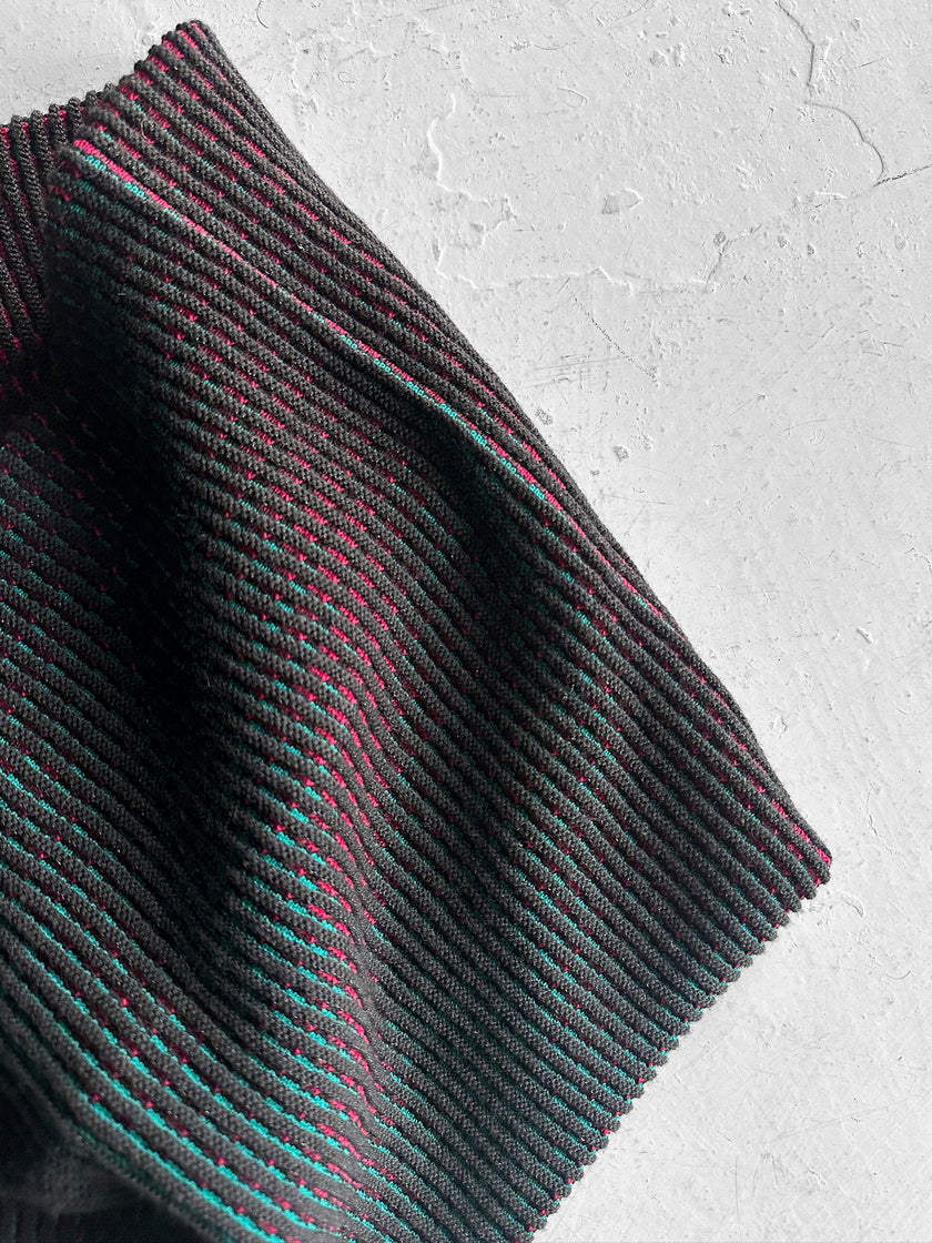 ISSEY MIYAKE - F/W 2017 SCULPTURAL RIBBED COLLAR