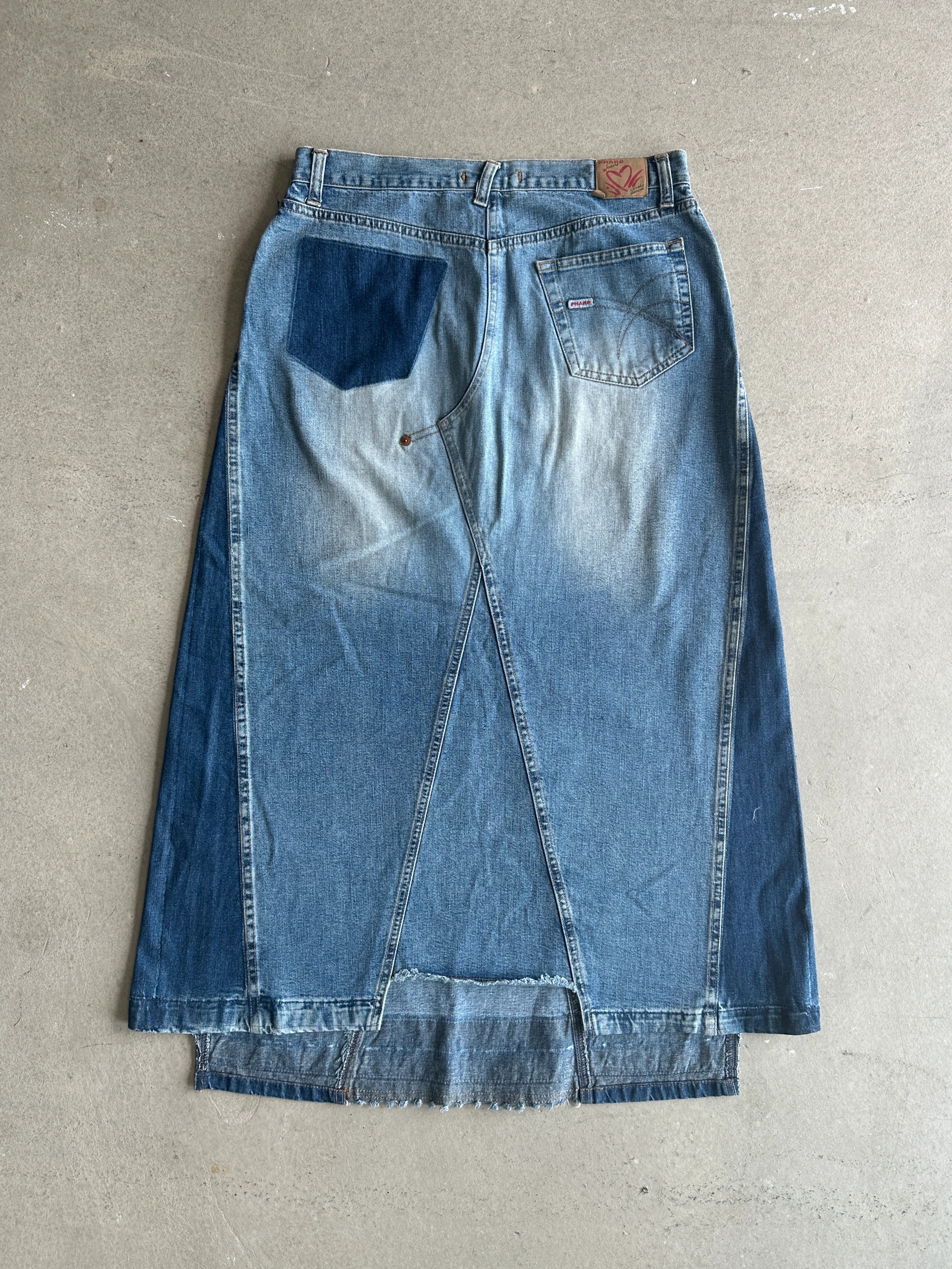 2000s LOW WAIST FLARED MAXI DENIM SKIRT