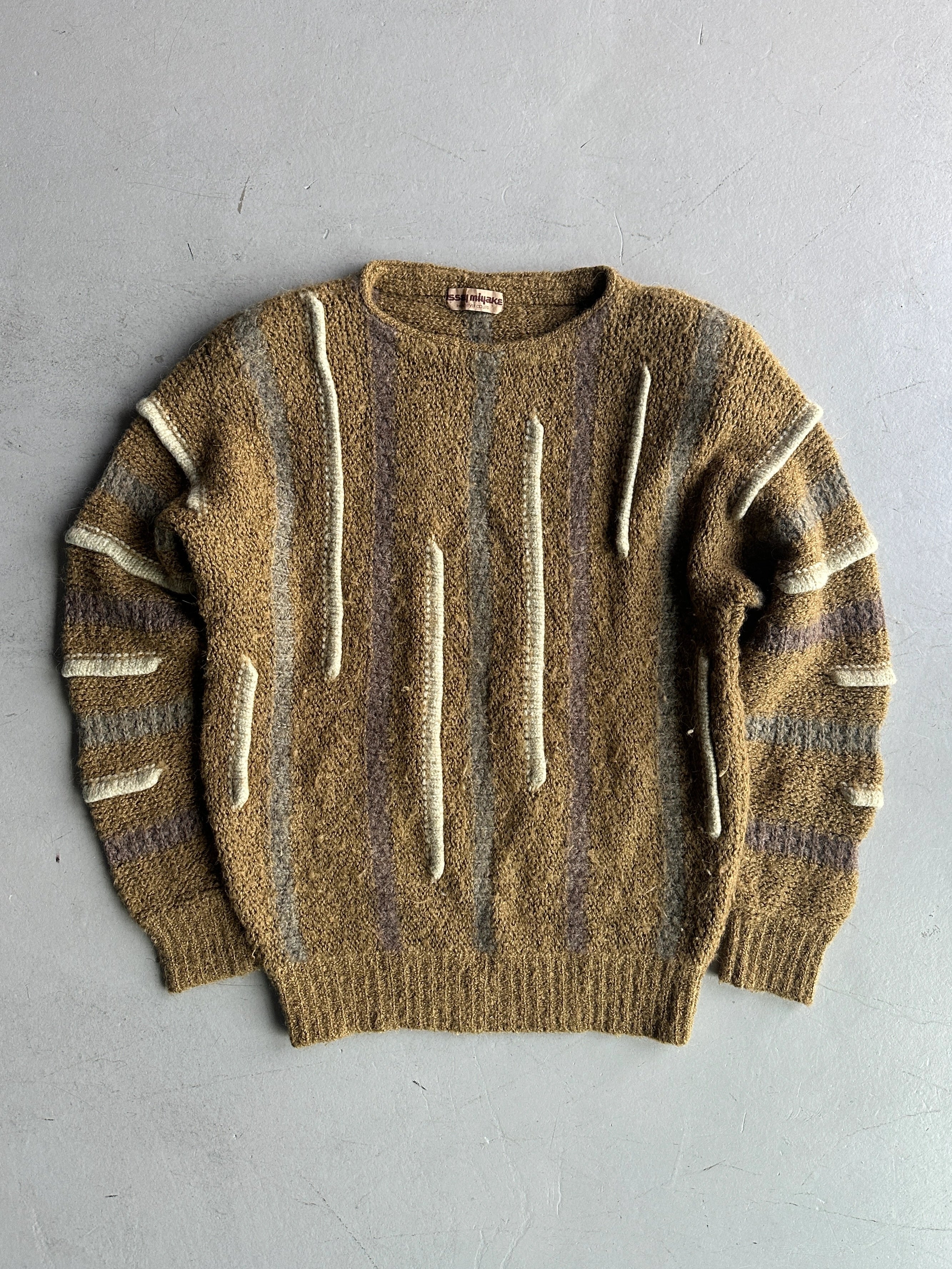 ISSEY MIYAKE - early 1980s 3D KNIT JUMPER WITH PADDED SHOULDERS