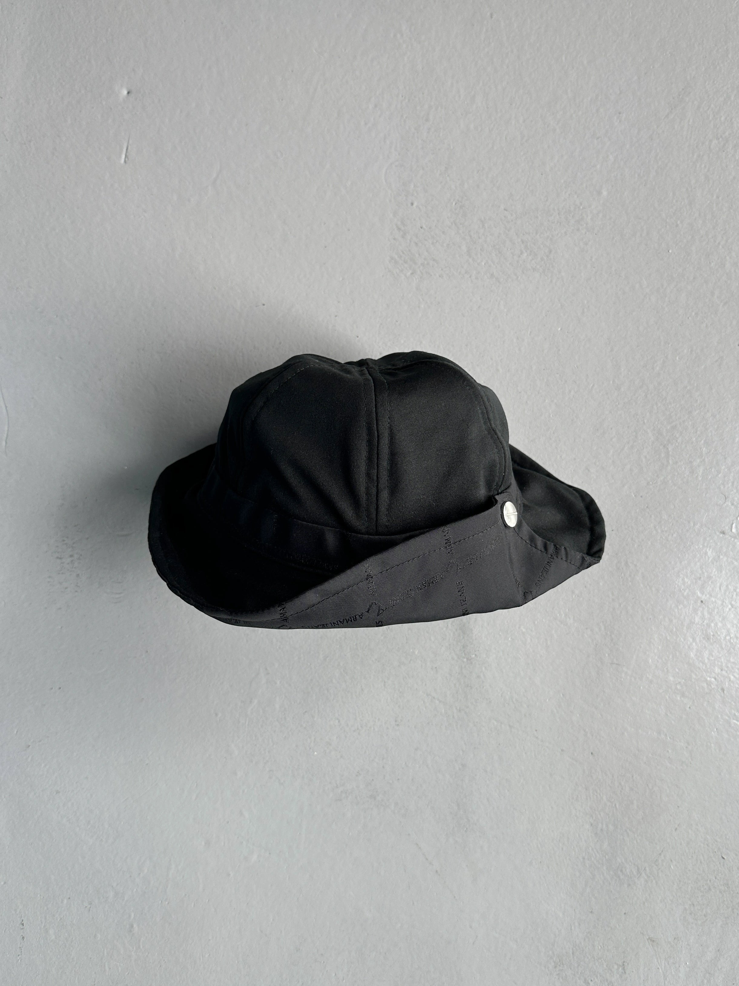 ARMANI JEANS - 1990s BUCKET HAT