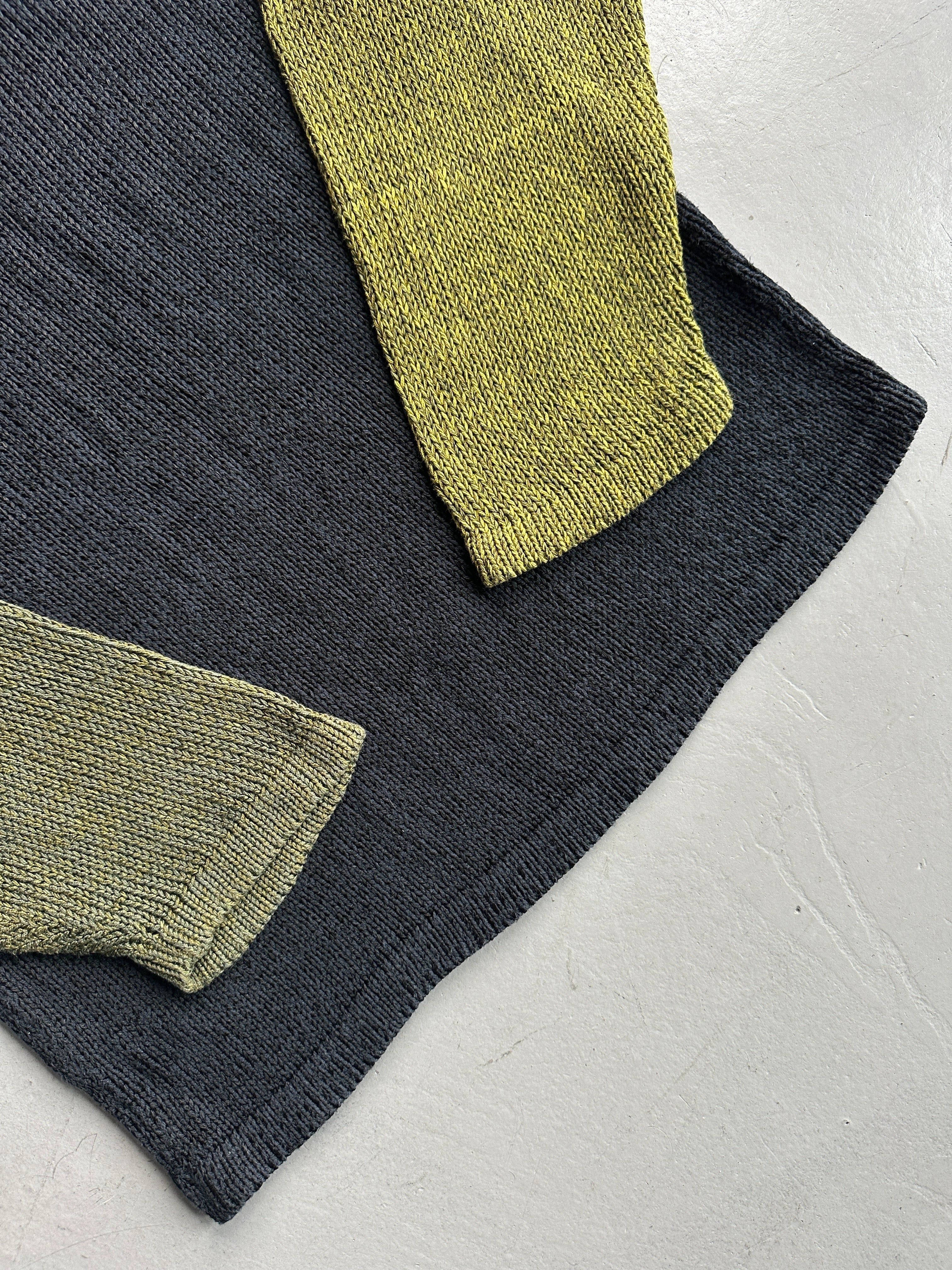 ICEBERG BY J.C. DE CASTELBAJAC - 1980s DISTRESSED COLLAR KNIT JUMPER