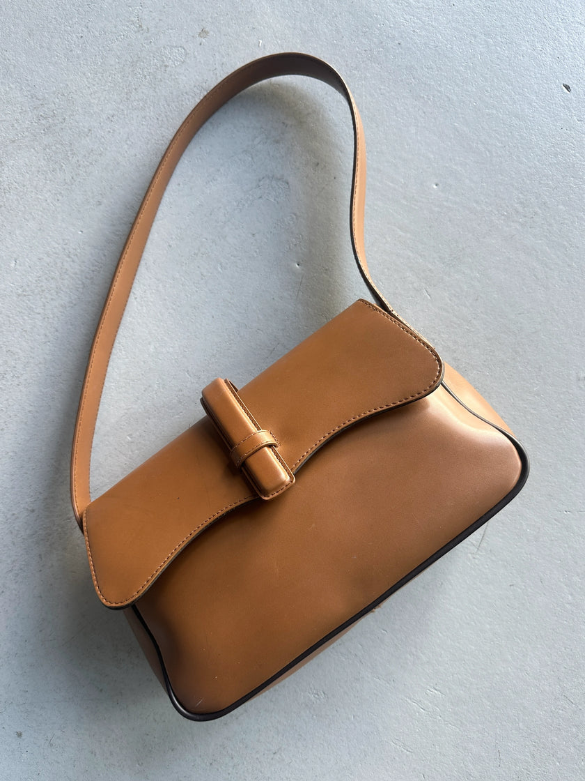 CLAUDE MONTANA - 1990s STRUCTURED SHOULDER BAG