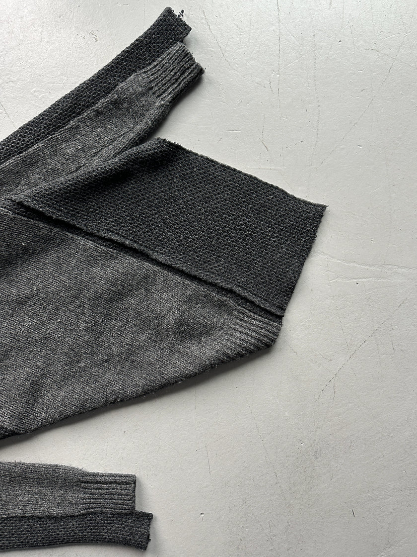 COMME DES GARÇONS - F/W 2002 ASYMMETRICAL KNIT TOP WITH FRONT AND BACK BUTTON EMBELLISHMENTS