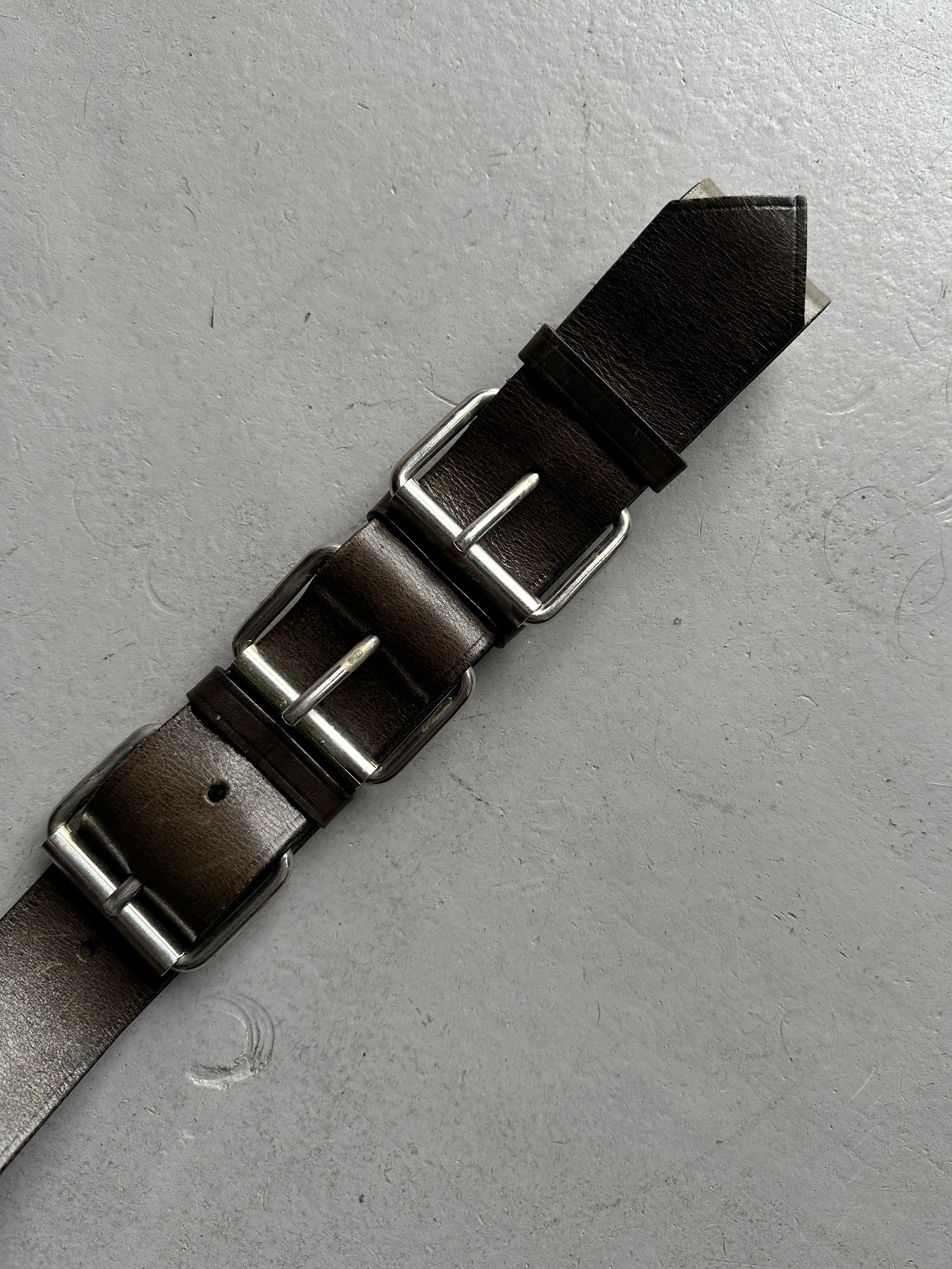 MOSCHINO - 1990s TRIPLE BUCKLE LEATHER BELT