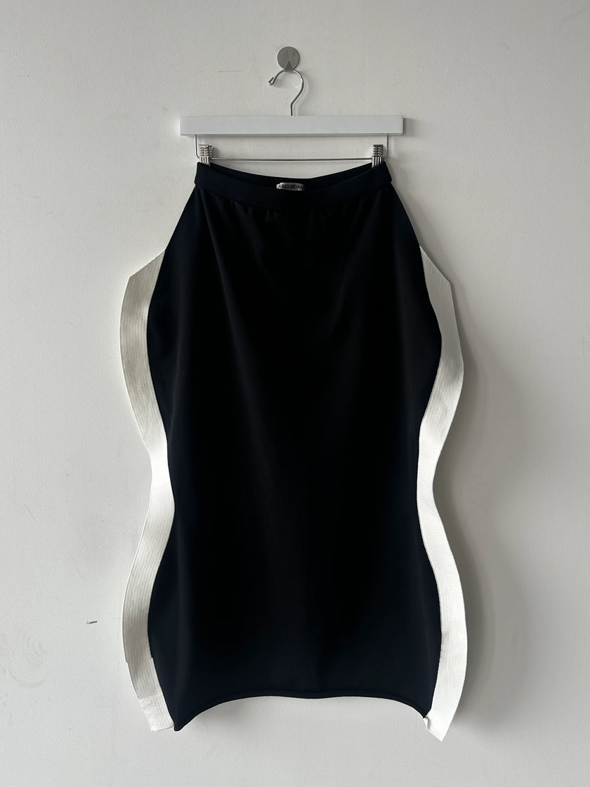 ISSEY MIYAKE -  F/W 2023 SCULPTURAL SKIRT WITH CURVED SIDE PANELS