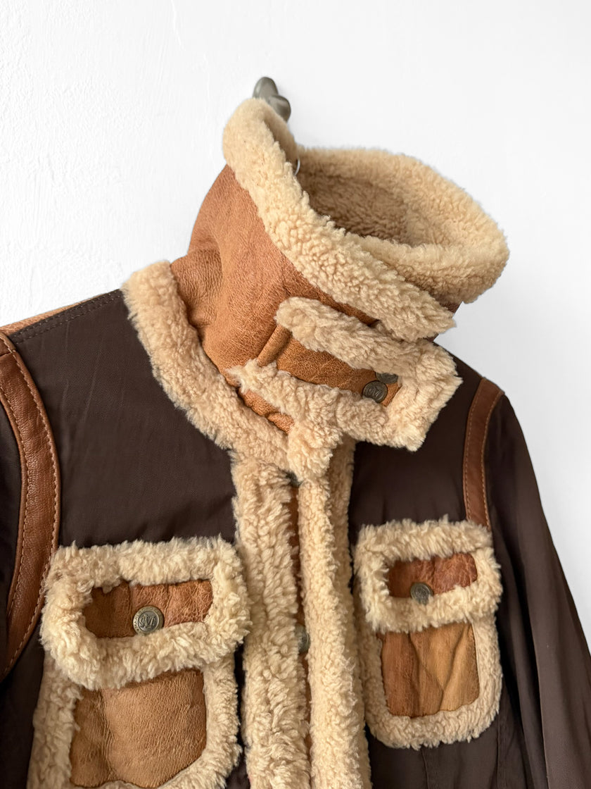 ITALIAN LABEL 1980s PANELLED JACKET WITH LEATHER PANELS AND SHEARLING COLLAR AND TRIMS