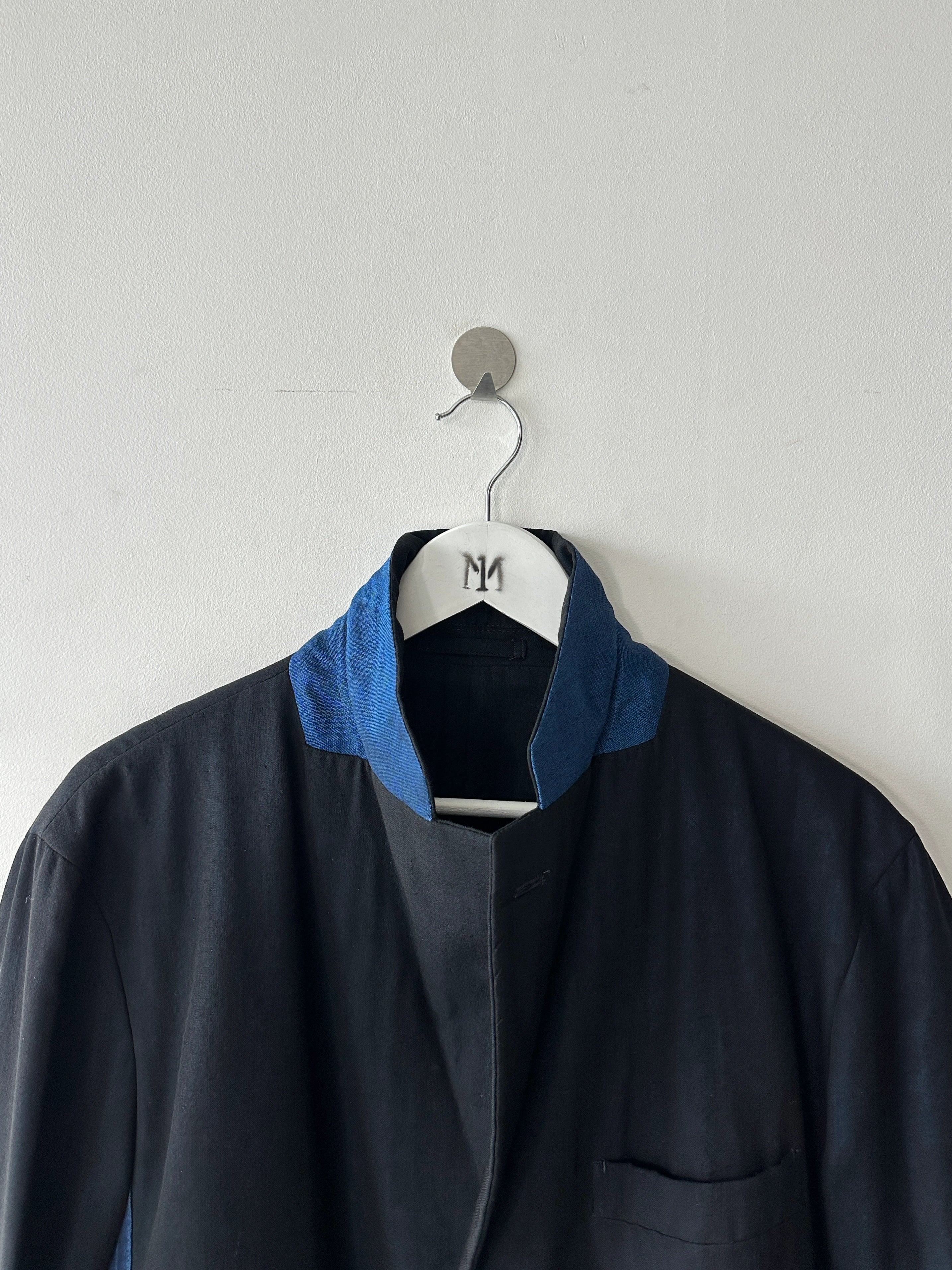 ISSEY MIYAKE - S/S 2014 BLAZER WITH CONTRASTING PANEL AT SIDE AND BACK