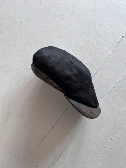 GIORGIO ARMANI 1990s FLAT CAP WITH LEATHER DETAILS