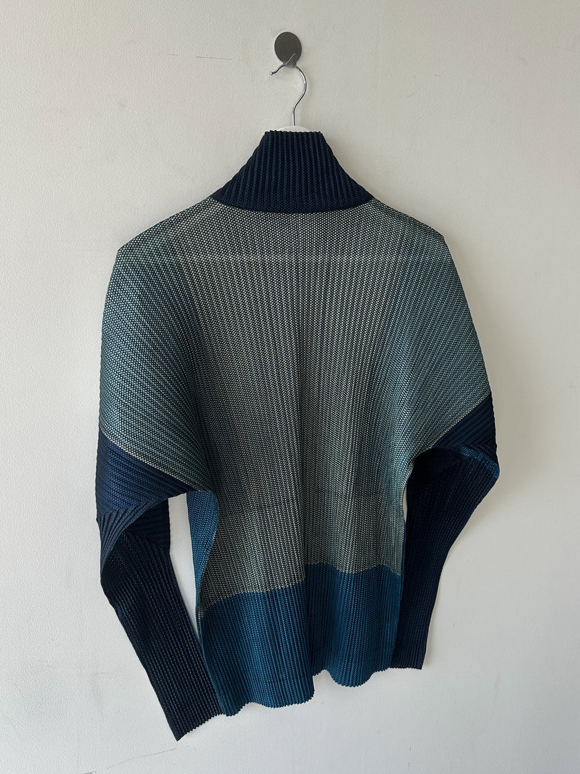 ISSEY MIYAKE - A/W 2013 PLEATED ZIPPED LONG SLEEVE TOP