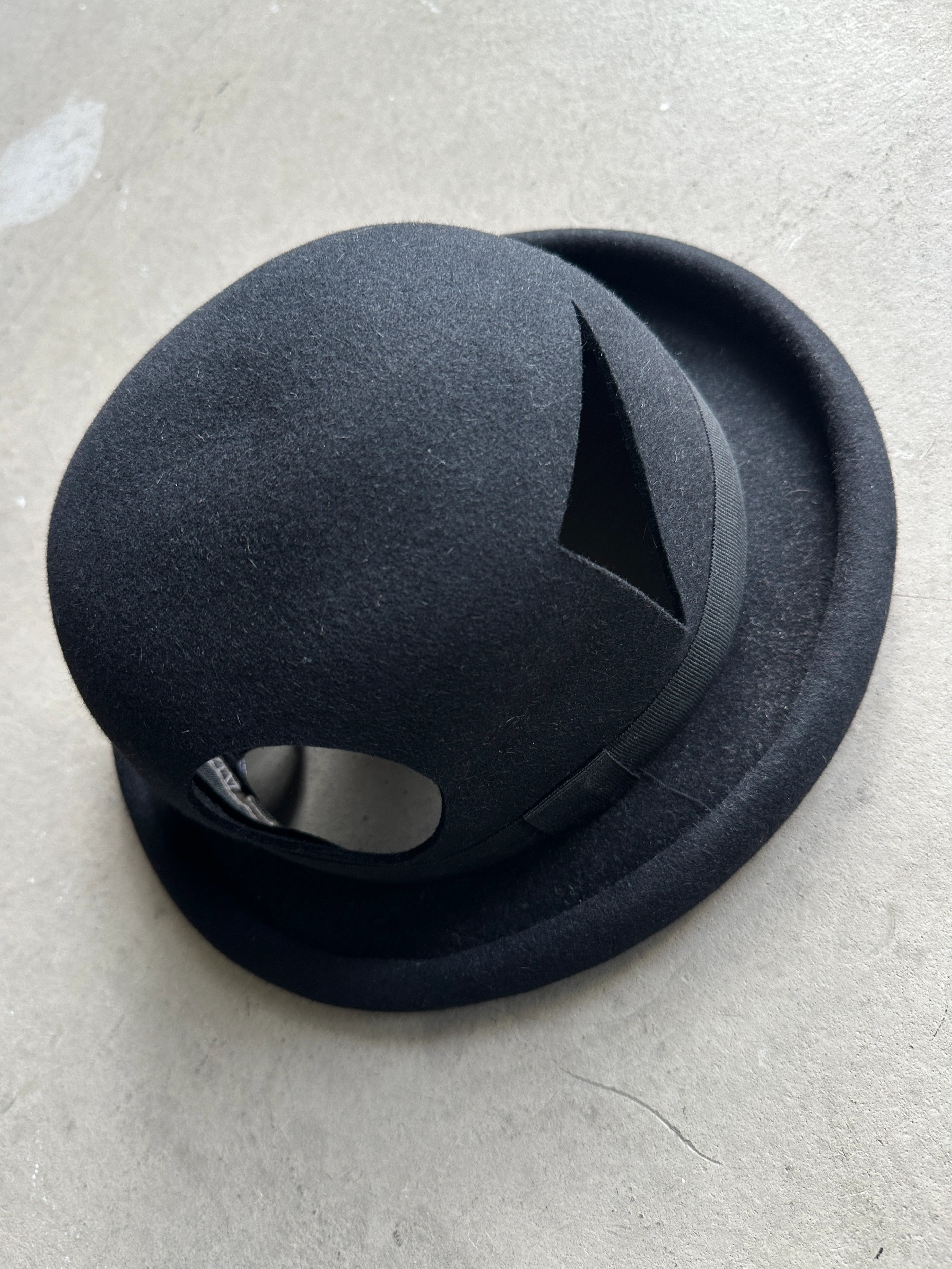 EMPORIO ARMANI - 2000s BOWLER HAT WITH GEOMETRIC CUT