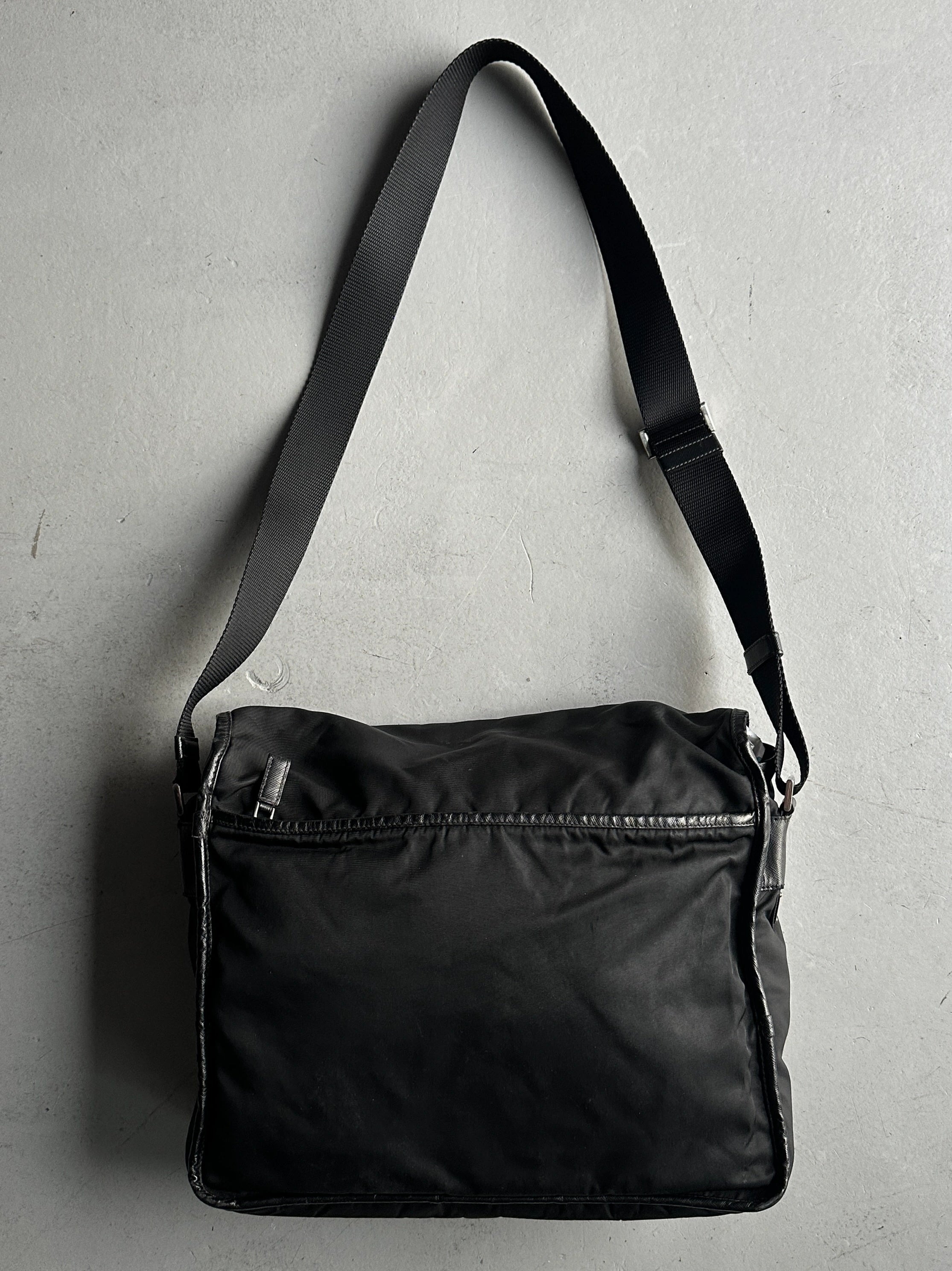 PRADA - 2000s NYLON MESSENGER BAG