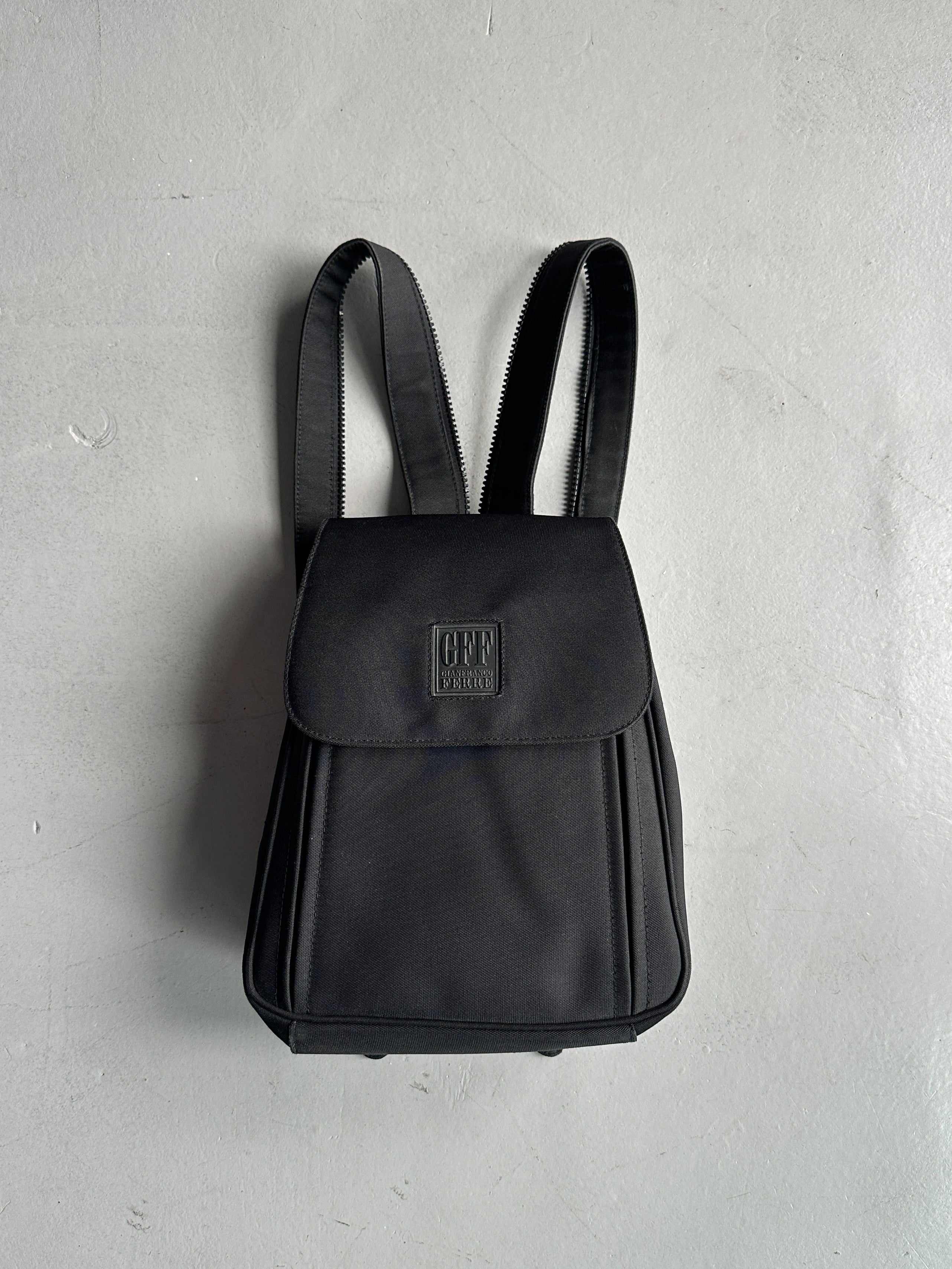 GIANFRANCO FERRÉ - 1990s ZIPPABLE STRAPS BACKPACK
