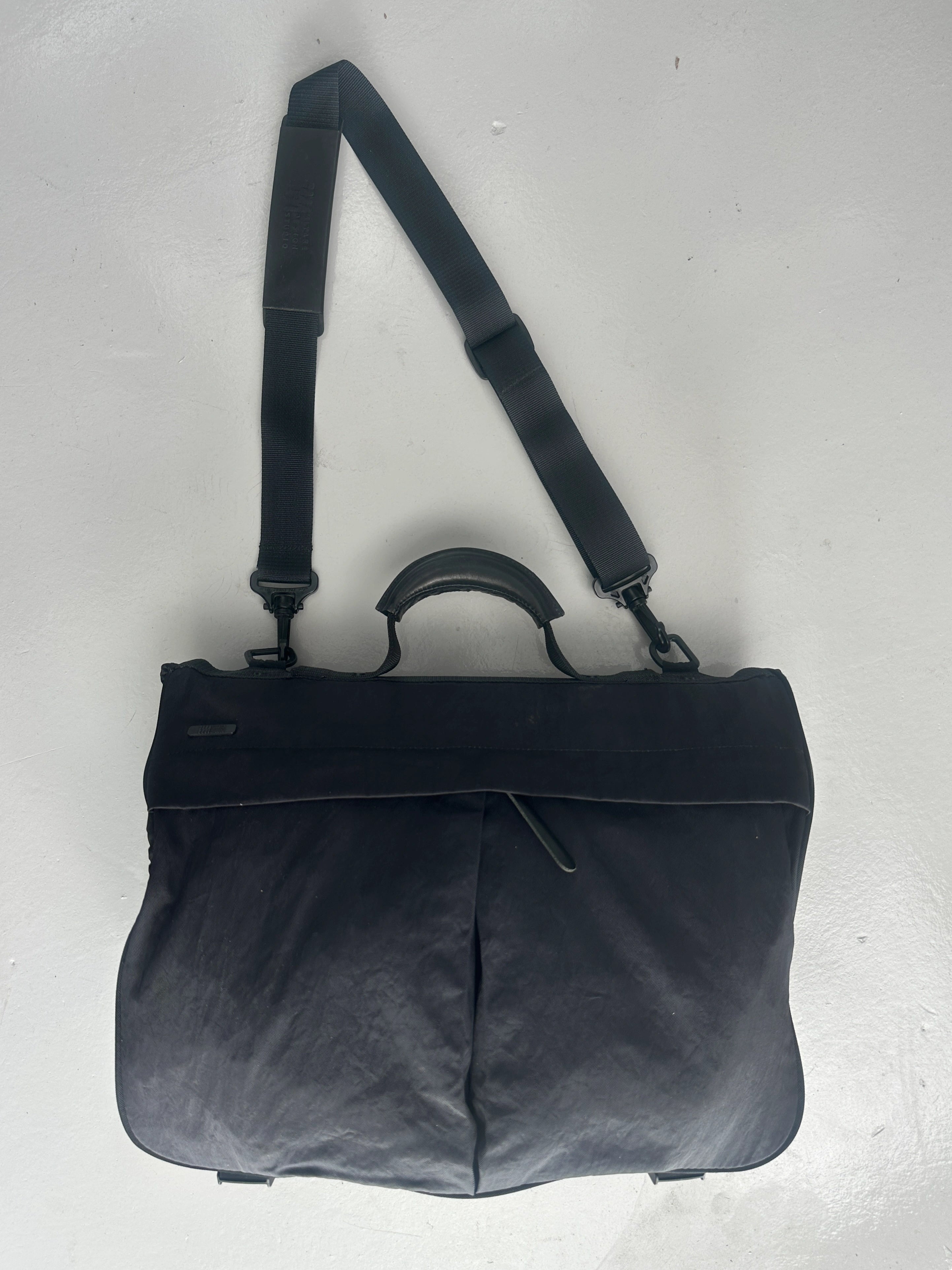 ISSEY MIYAKE IM - 1990s TOP HANDLE NYLON BAG WITH REMOVABLE SHOULDER STRAP