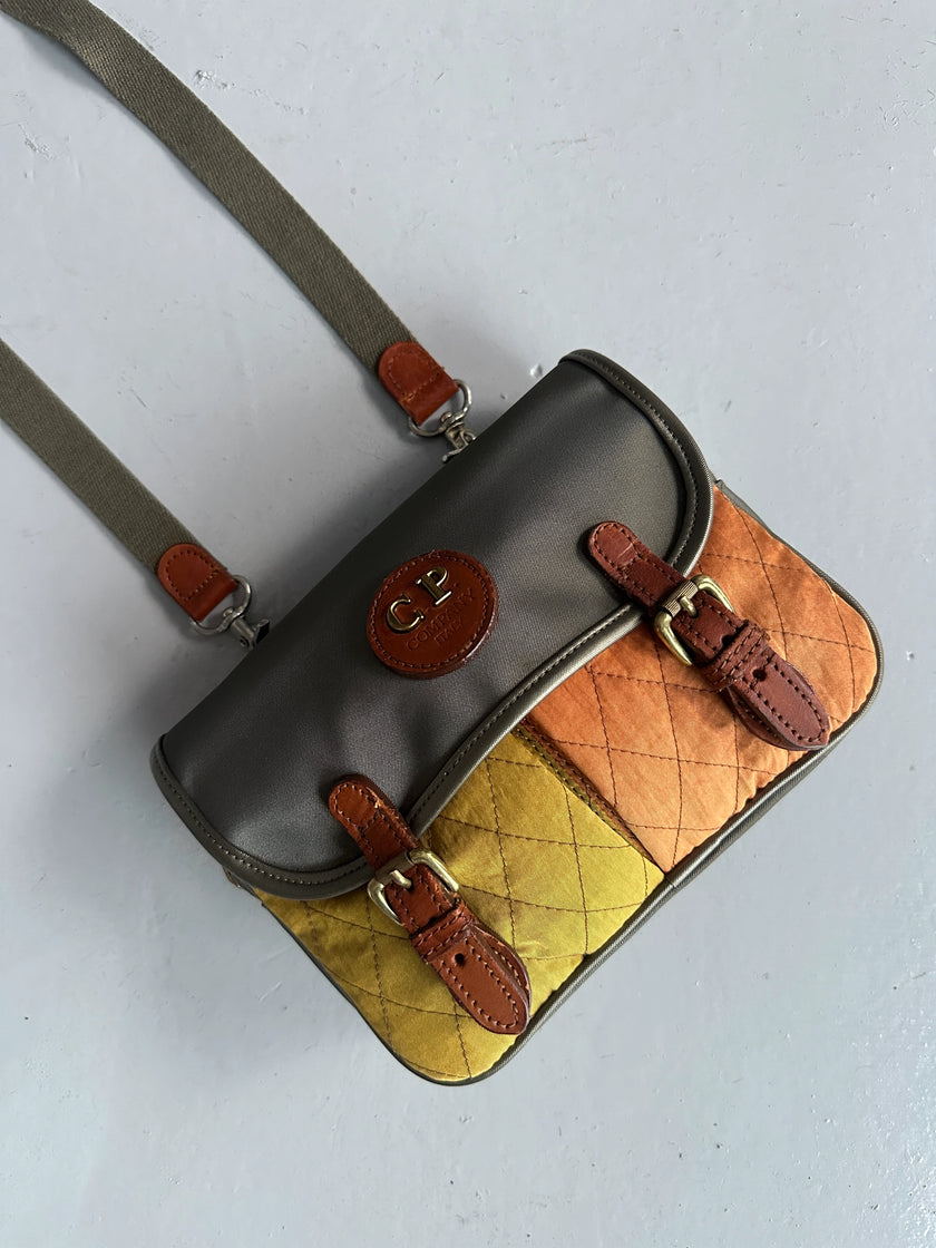 C.P. COMPANY - 1980s MESSENGER BAG WITH CONTRASTING QUILTED FRONT POCKETS