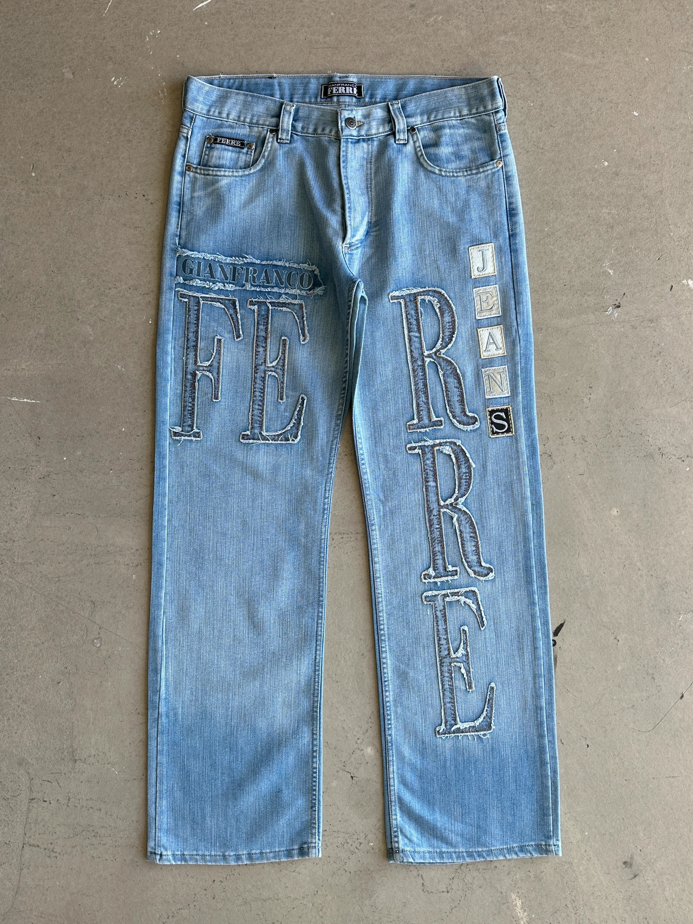 GIANFRANCO FERRE- 1990s RELAXED FIT JEANS