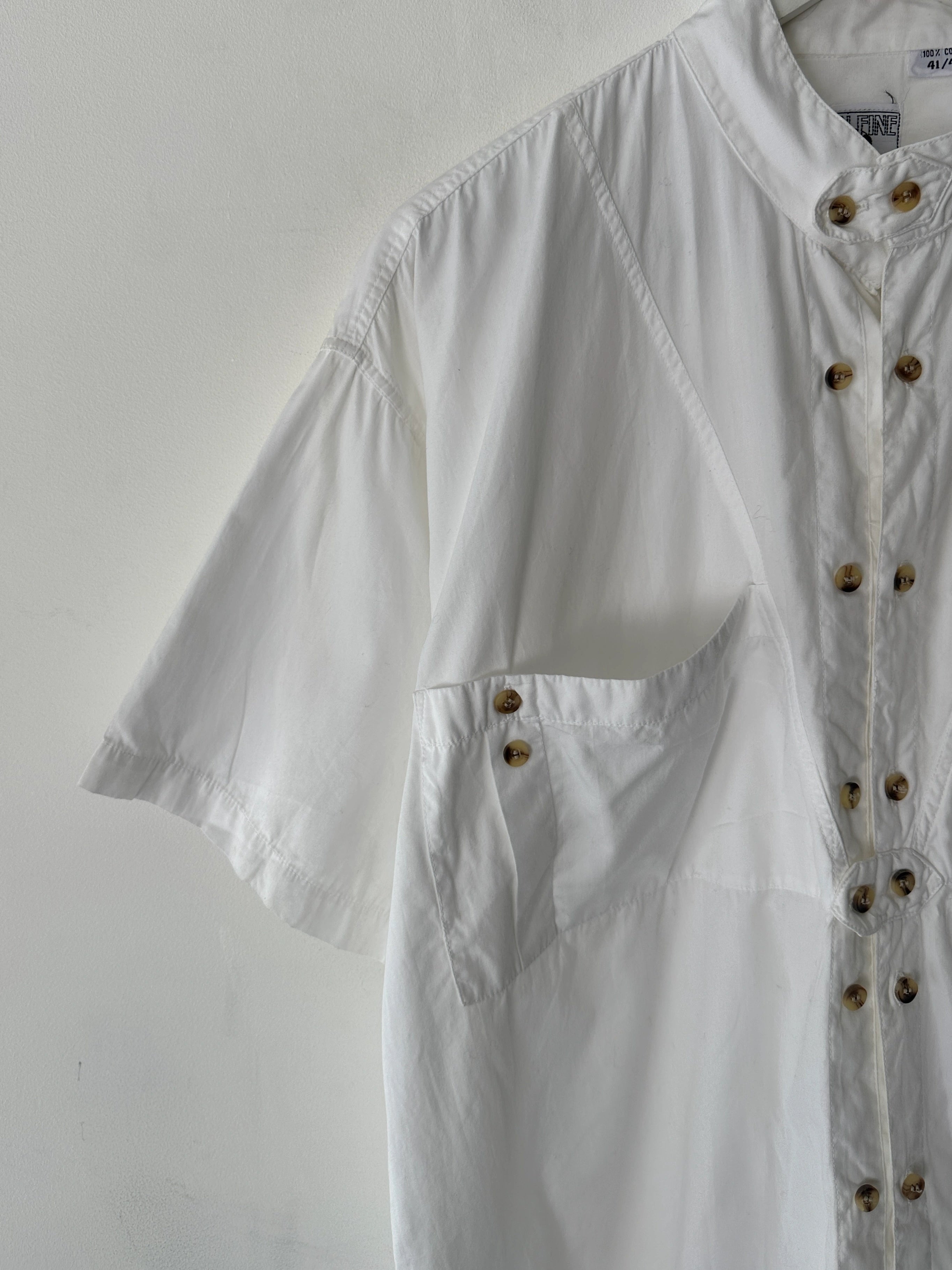 1980s SHORT SLEEVE SHIRT WITH DOUBLE BUTTON FRONT