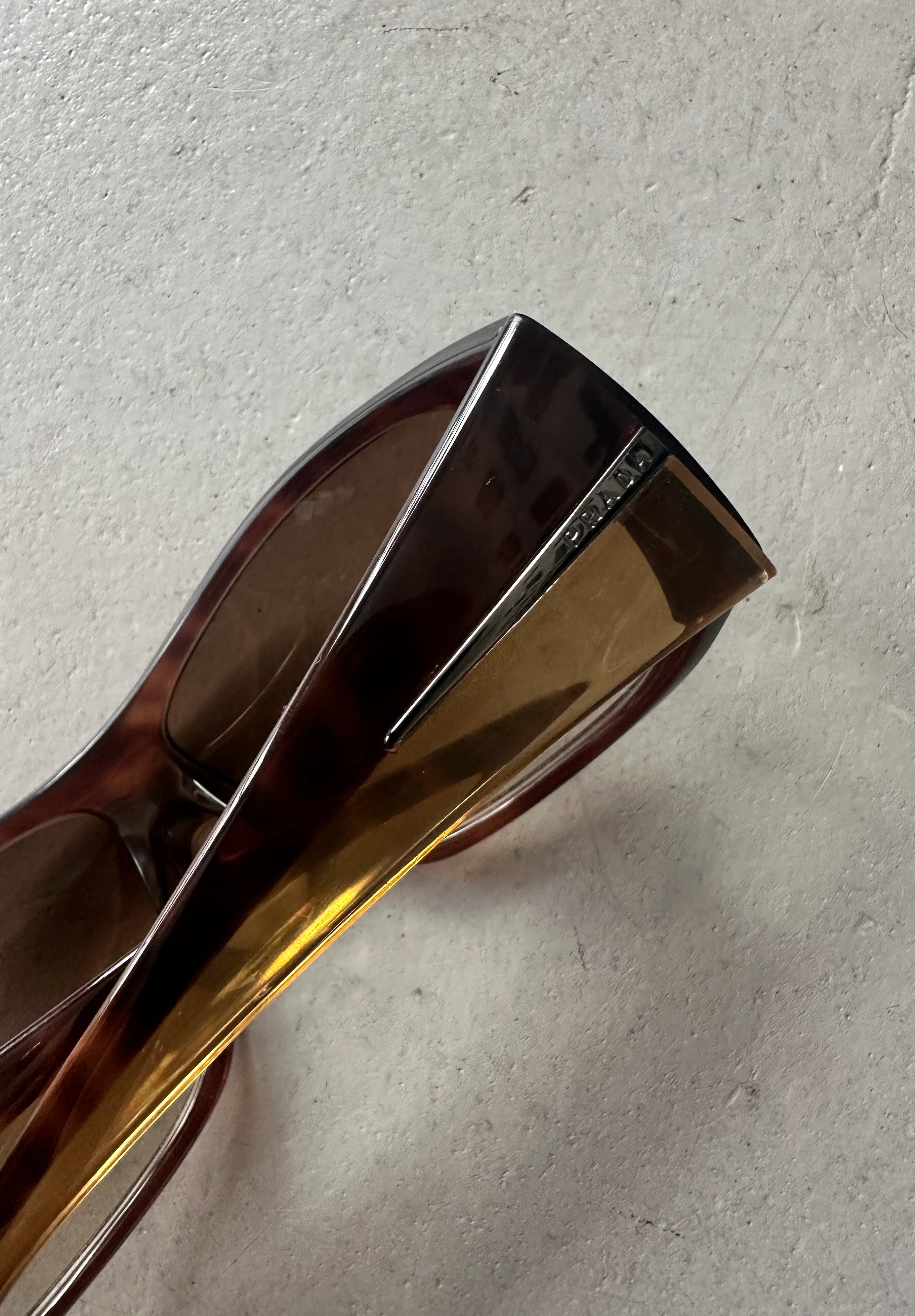 PRADA - 1990s OVERSIZED WRAP AROUND SUNGLASSES