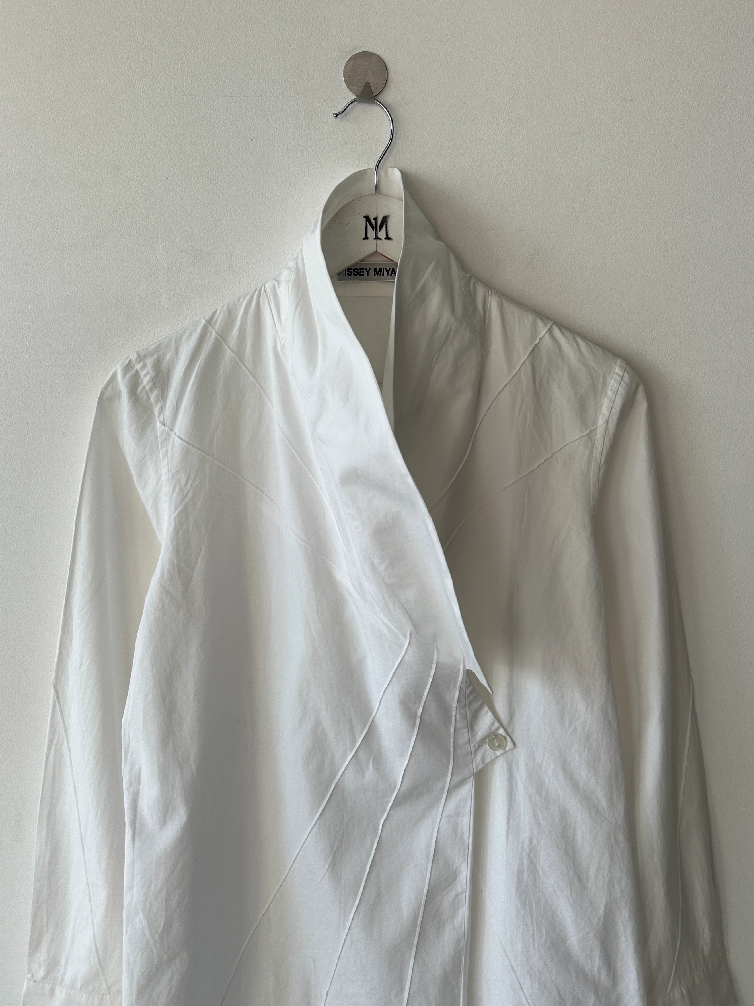 ISSEY MIYAKE - F/W 2009 LONG TUNIC SHIRT WITH SHAWL COLLAR
