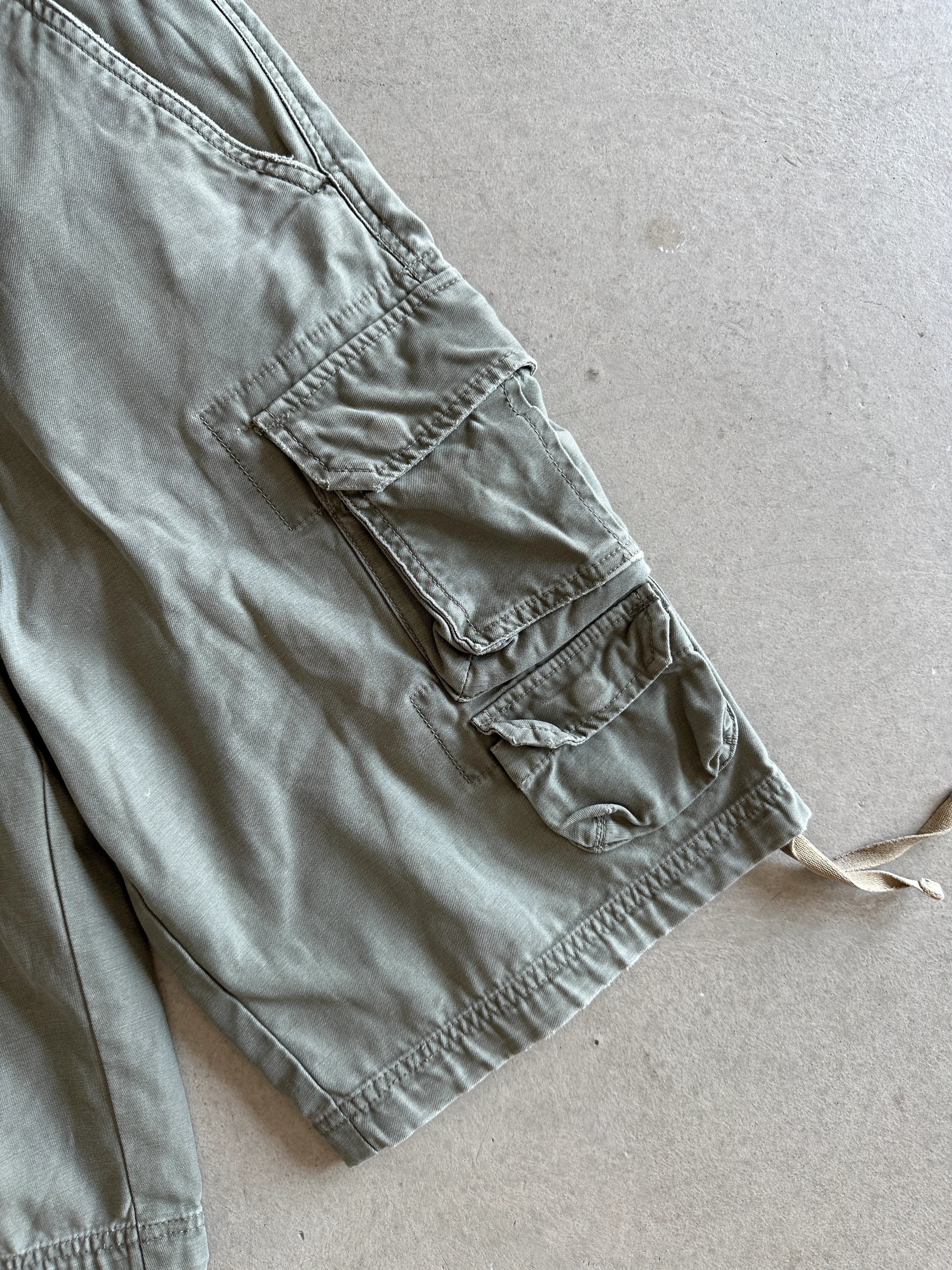 1990s CARGO BERMUDA SHORTS