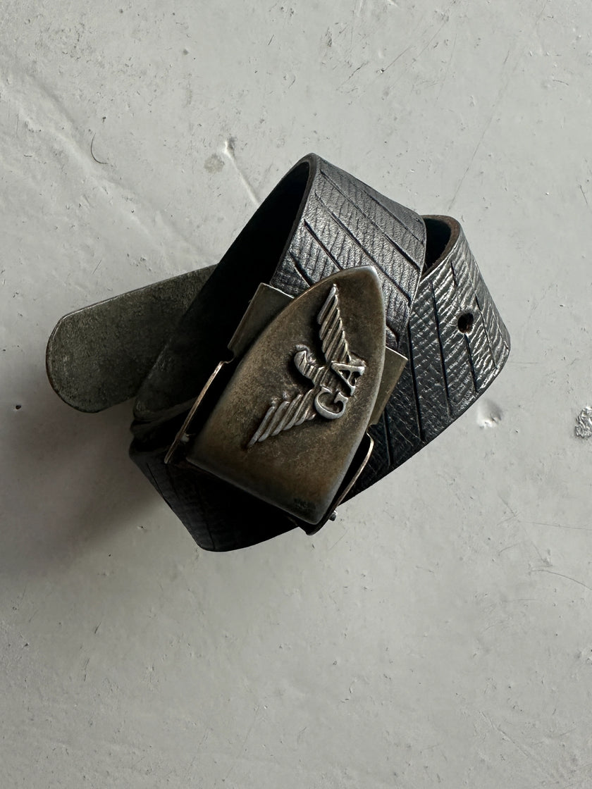 GIORGIO ARMANI  - 1980s EMBOSSED LEATHER BELT WITH BRASS BUCKLE