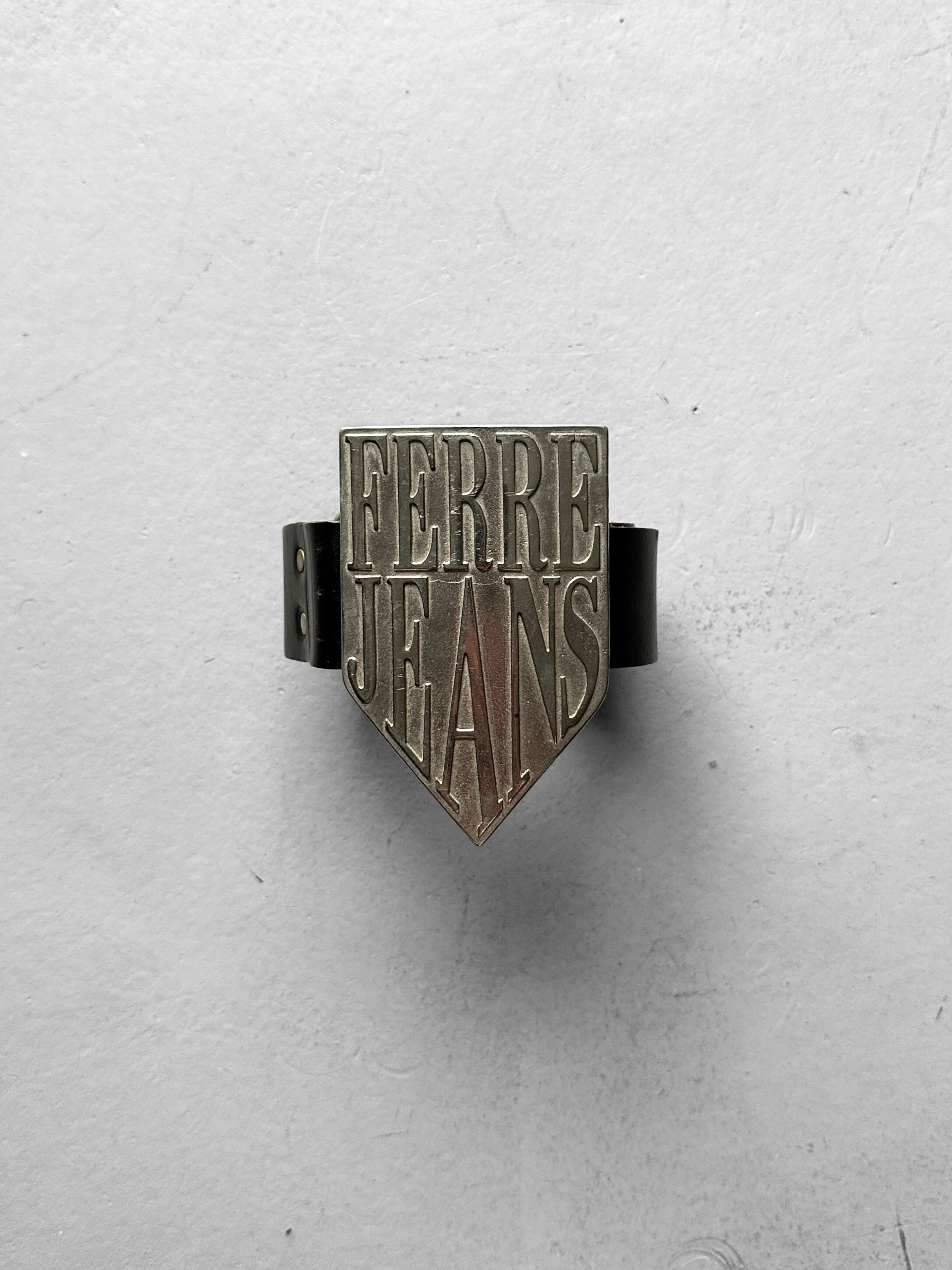 GIANFRANCO FERRÉ - 1990s OVERSIZED BUCKLE LEATHER BELT