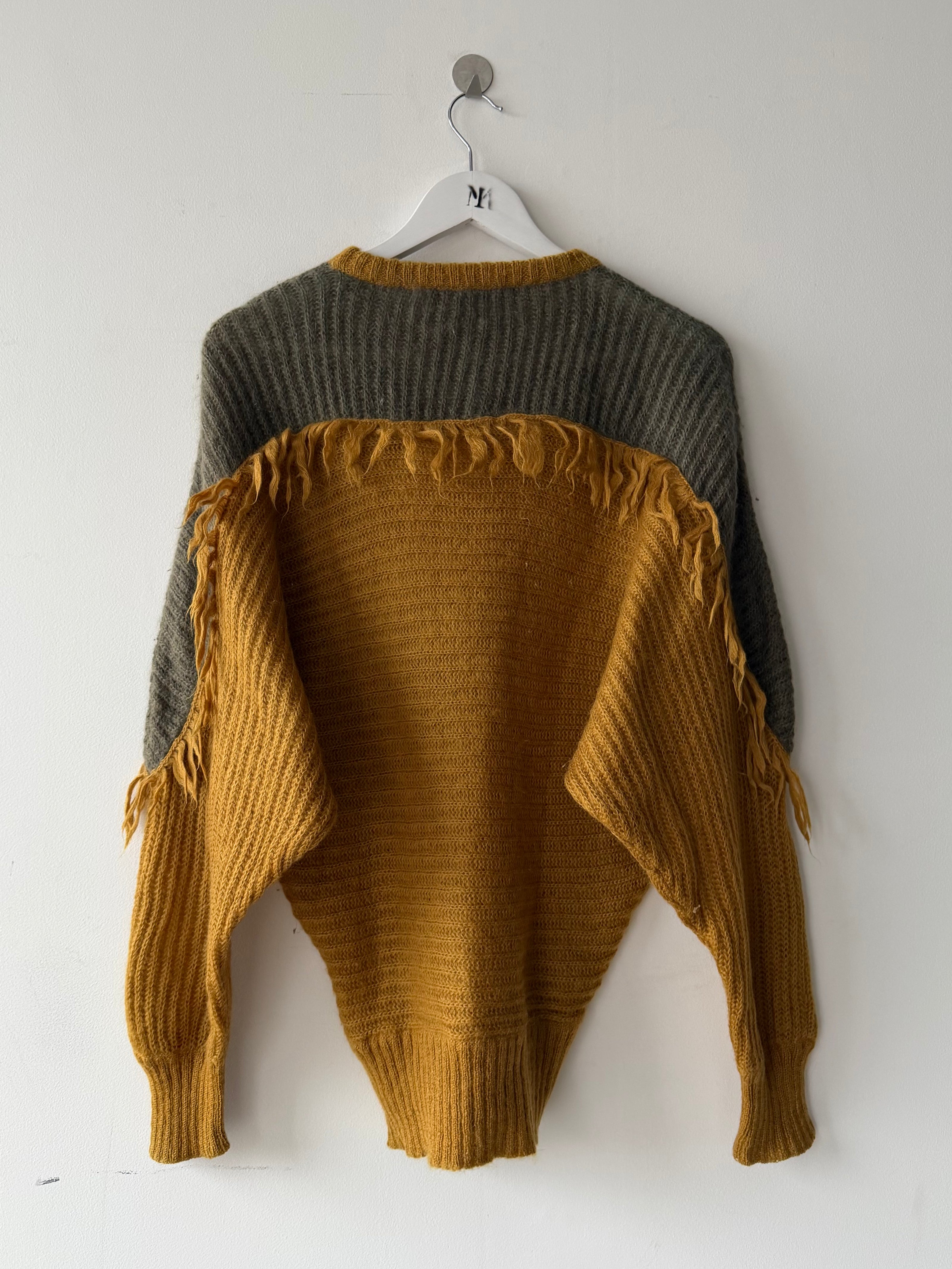ITALIAN LABEL - 1980s CONTRASTING PANEL BATWING KNIT JUMPER