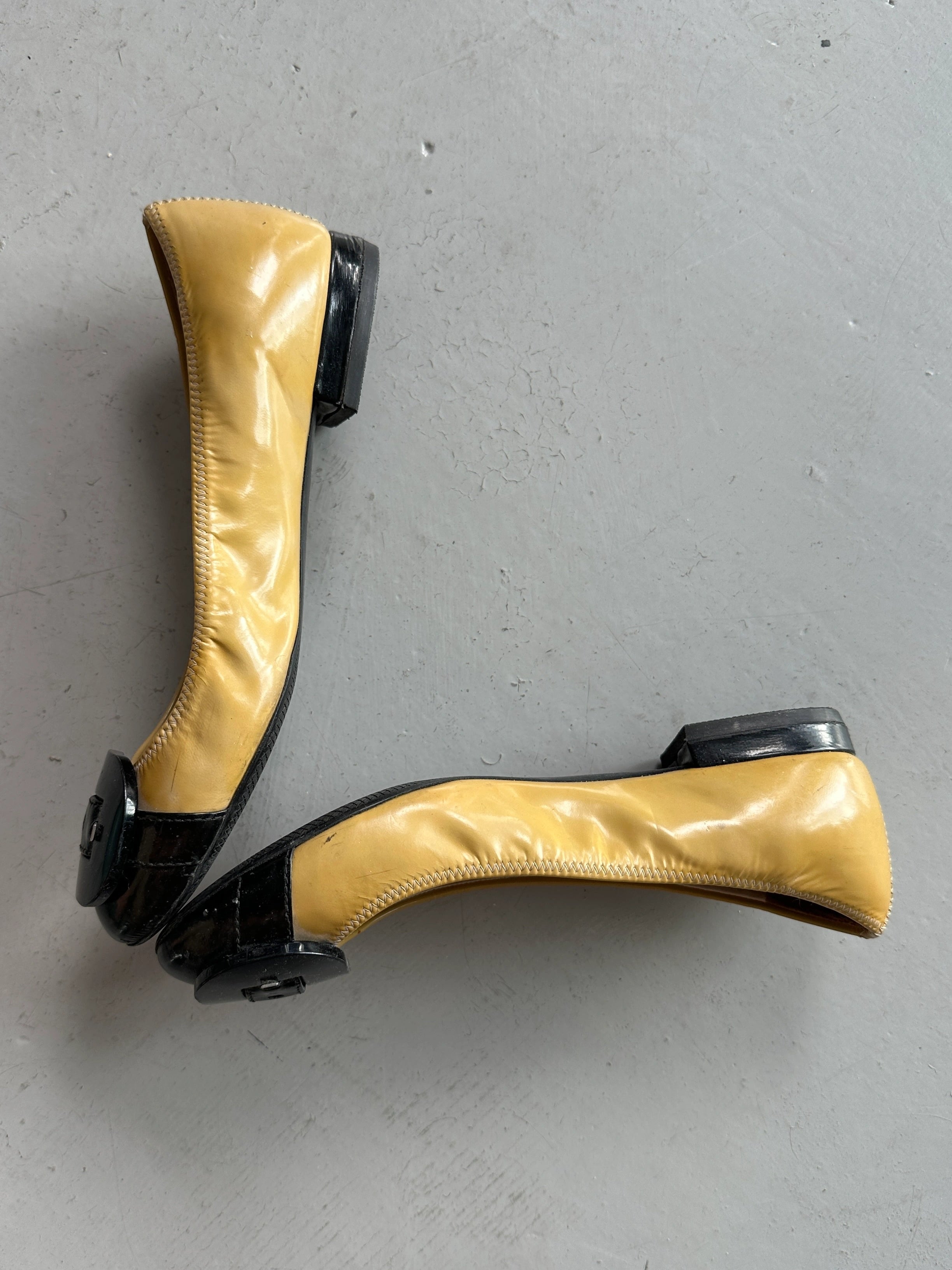 PRADA - F/W 2008 BICOLOR BALLERINA FLATS