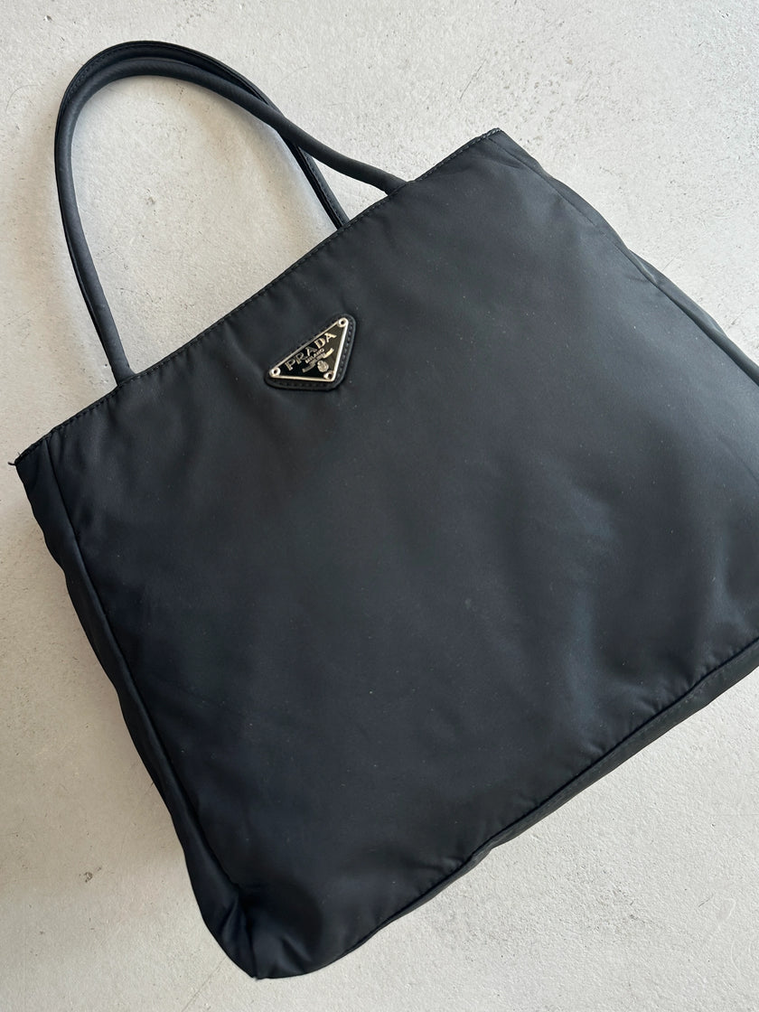 PRADA - 1990s NYLON TOTE BAG