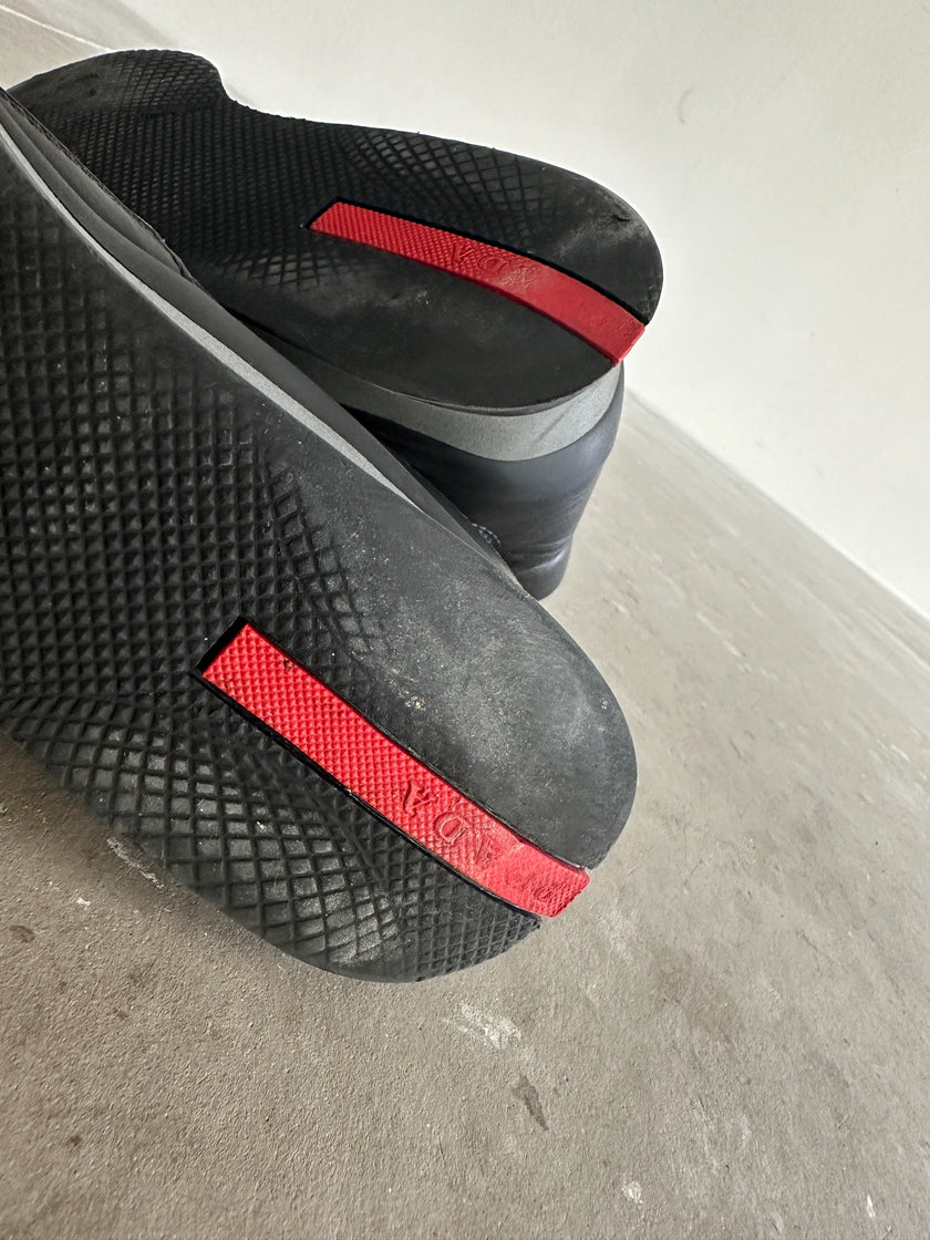 PRADA LINEA ROSSA - 2000s SQUARE TOE LEATHER SNEAKERS