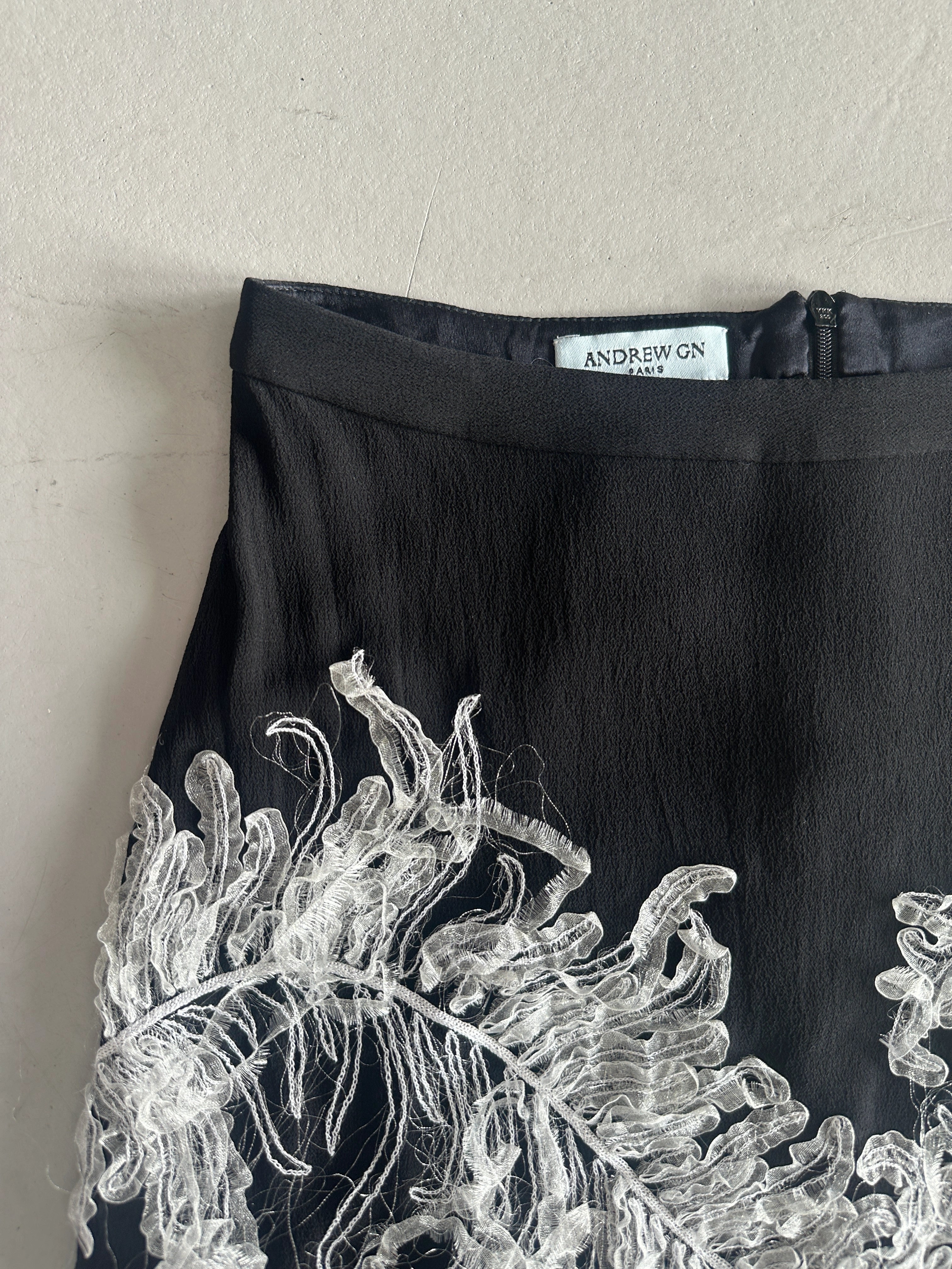 ANDREW GN - S/S 2001 FRONT APPLIQUÉ LAYERED SILK SKIRT