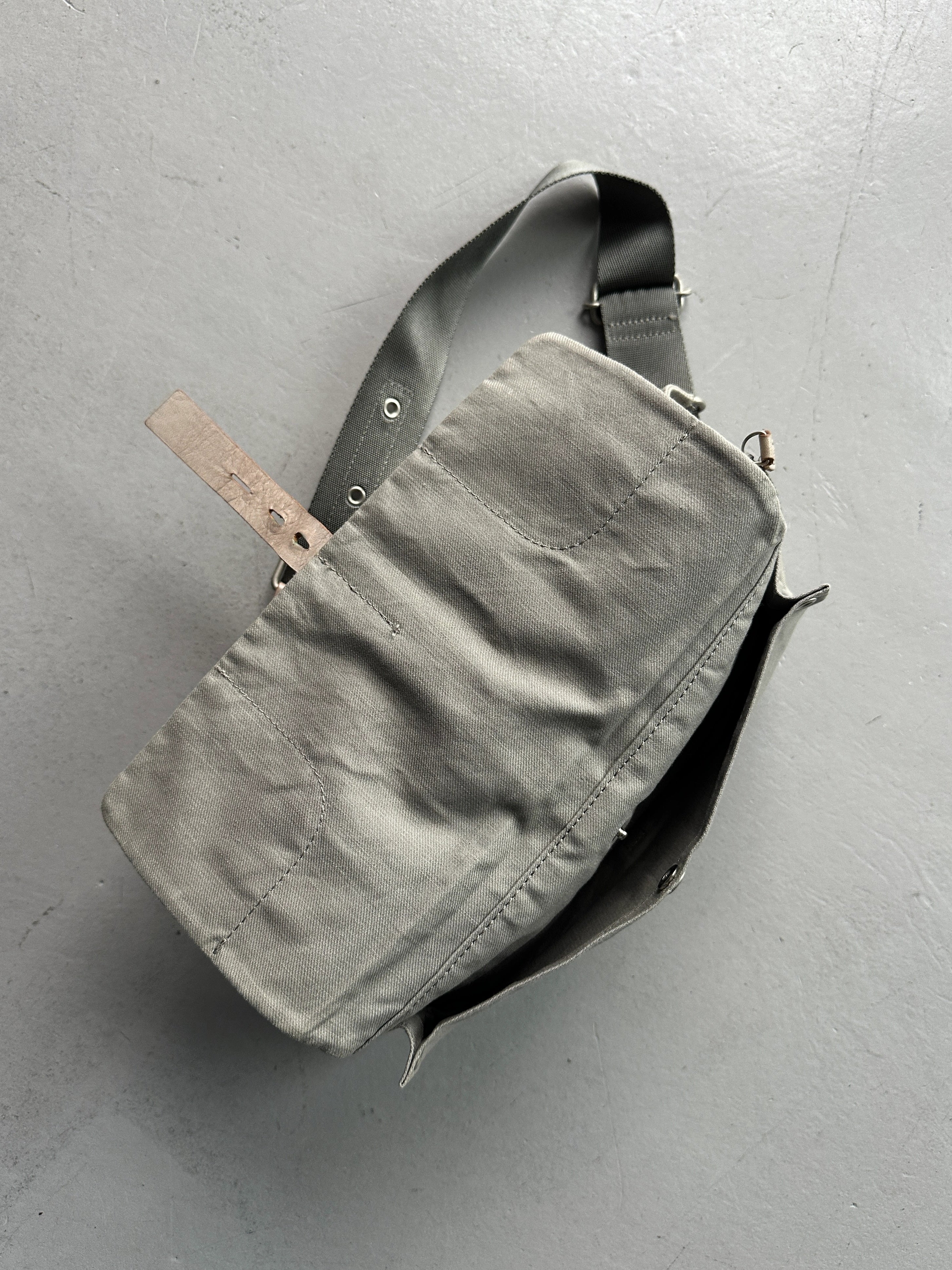 YOHJI YAMAMOTO Y'SACCS - 1990s RECTANGULAR BUM BAG WITH DISTRESSED LEATHER FRONT PANEL