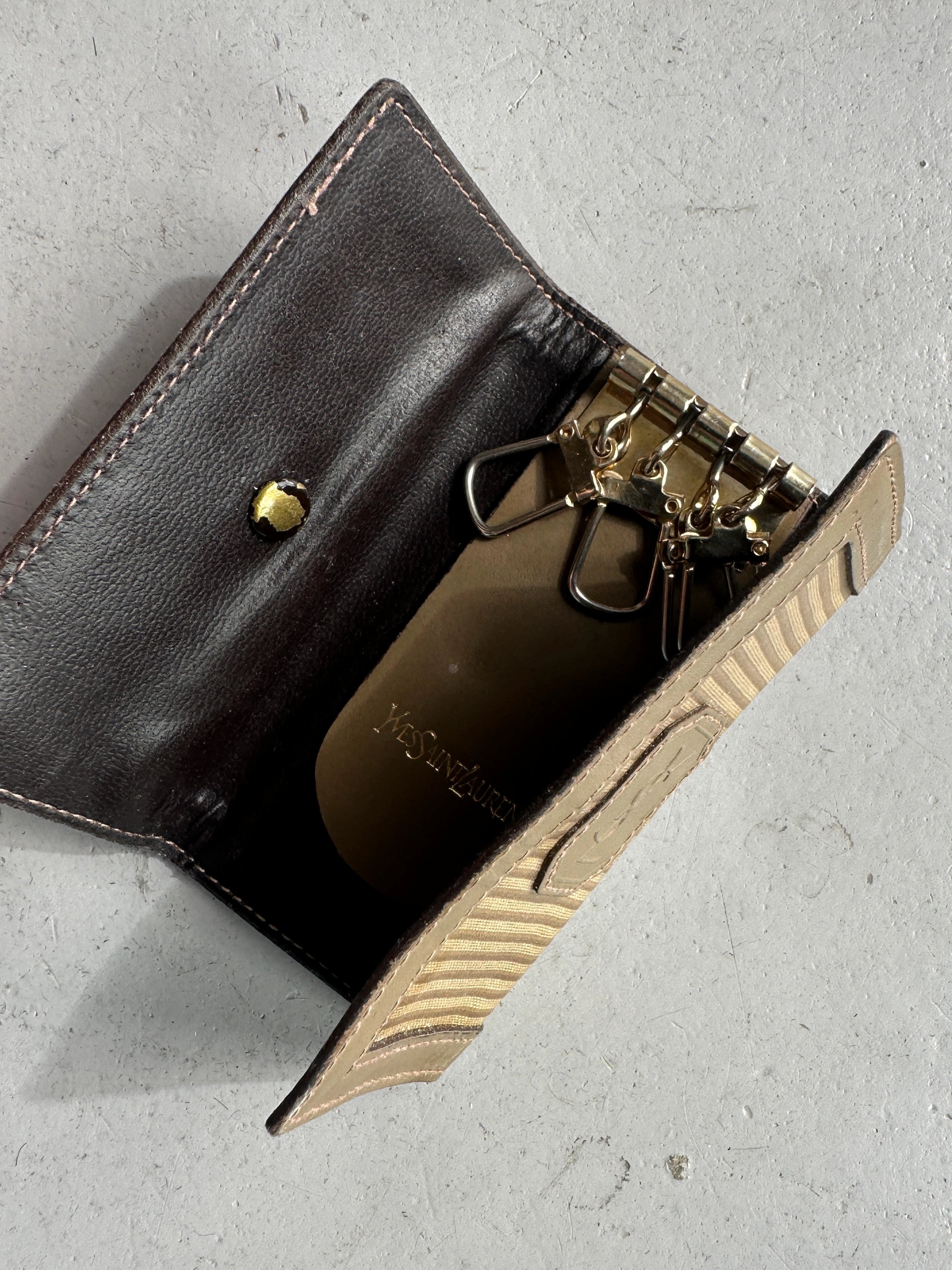 YVES SAINT LAURENT - 1980s LEATHER KEY HOLDER