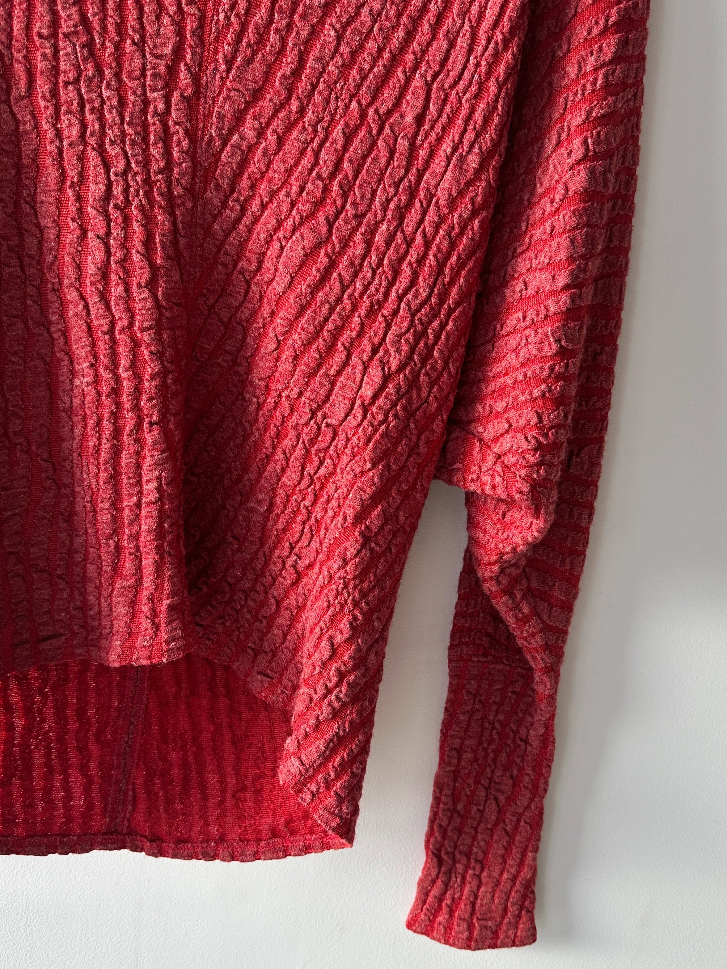 ISSEY MIYAKE - 1980s SCULPTURAL LONG SLEEVE TOP