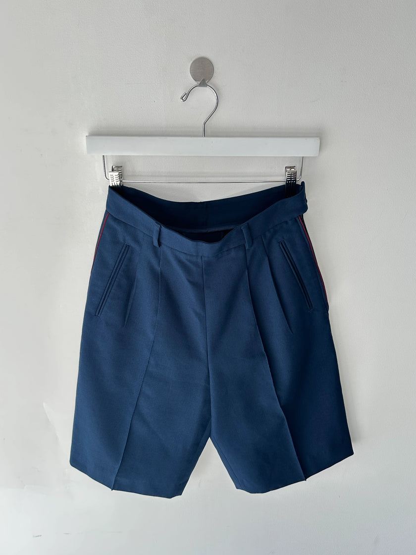 MAISON MARGIELA - F/W 2021 TAILORED BERMUDA SHORTS WITH FRONT PLEATS