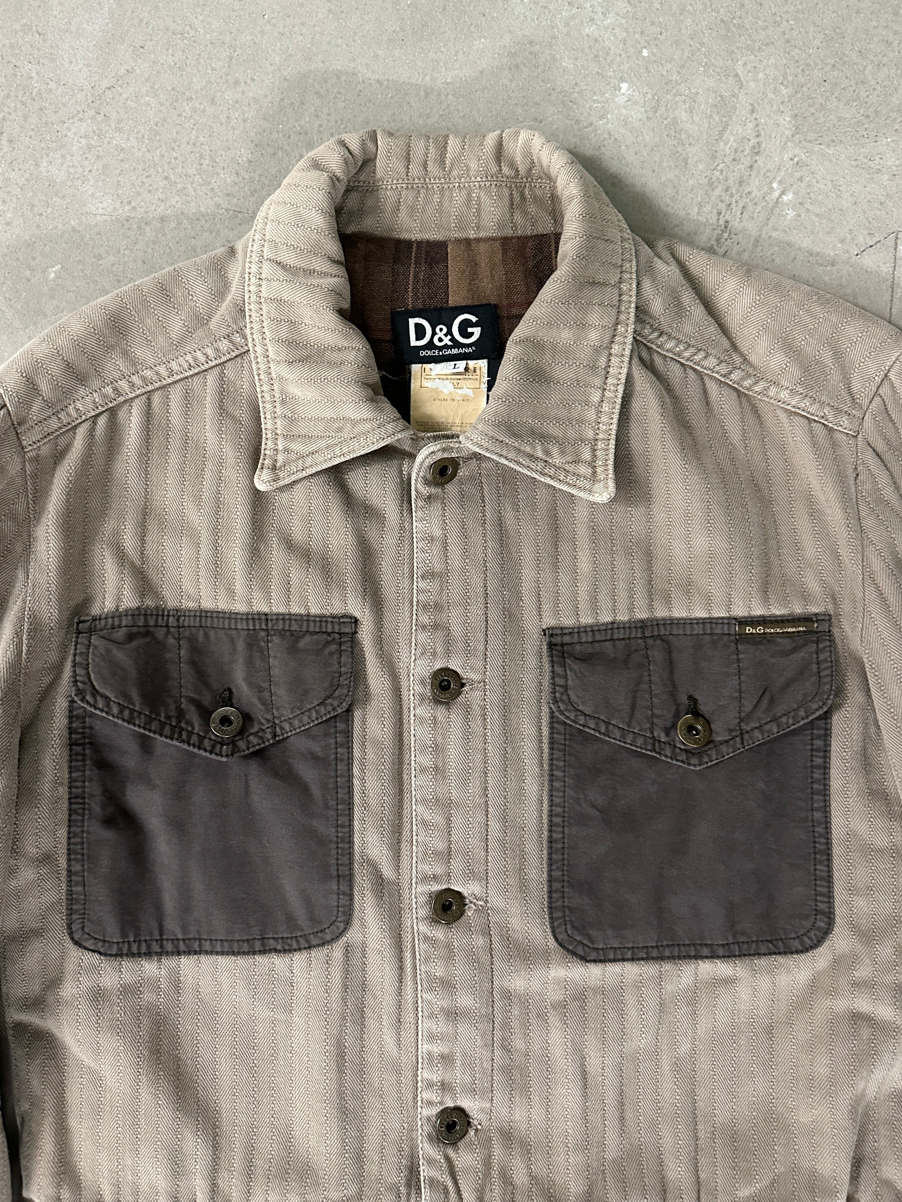 D&G - 2003 HYBRID CARGO SHACKET