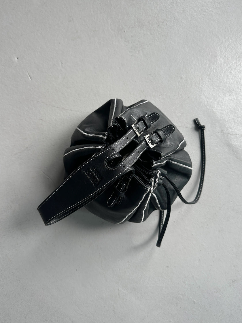 ENRICO COVERI - 1990s LEATHER BUCKET BAG