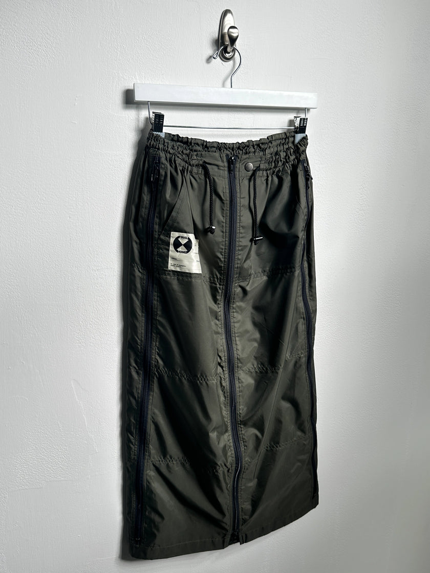 FINAL HOME - early 2000s NYLON MAXY SKIRT WITH ZIPPED SIDE POCKETS